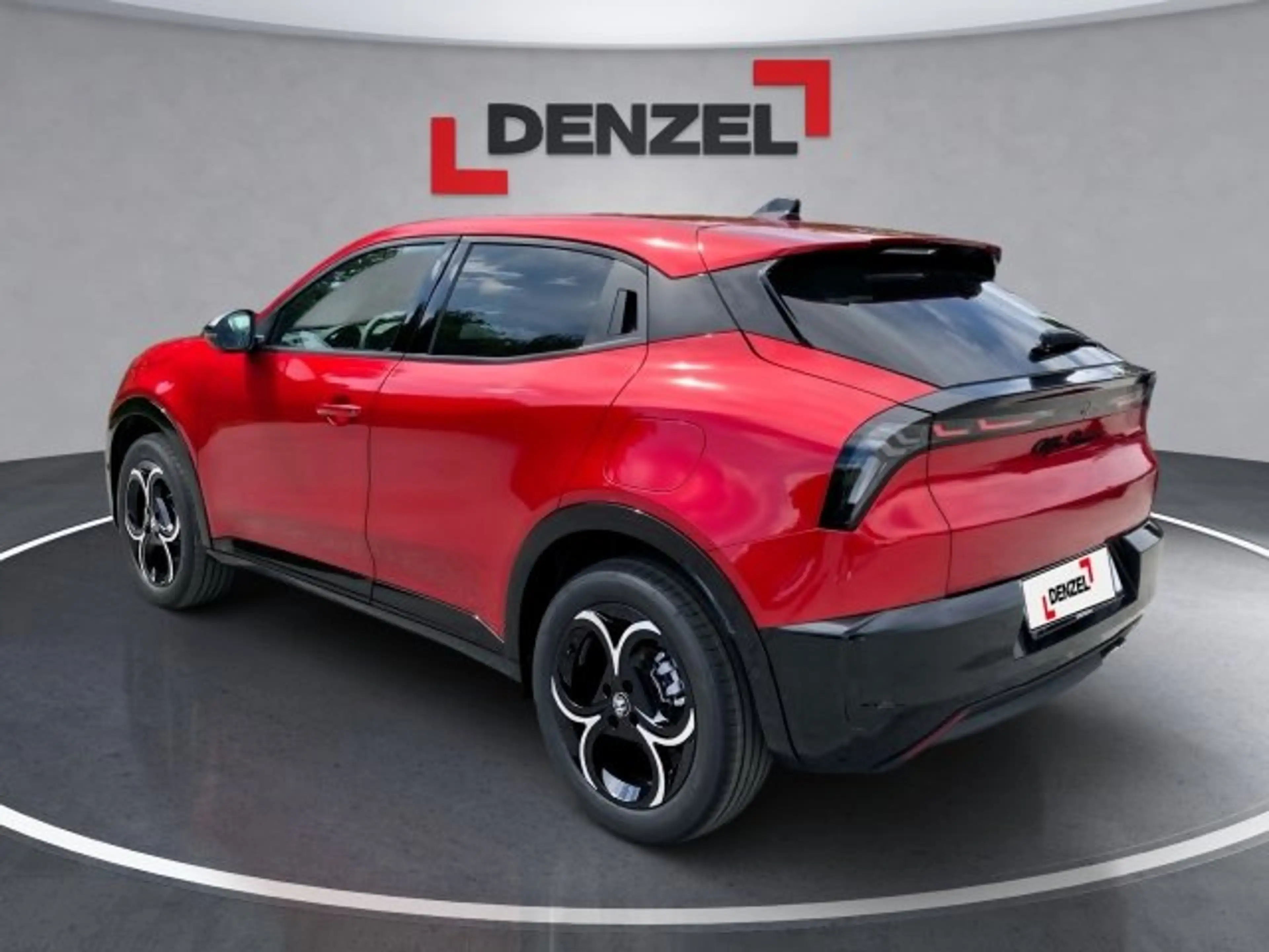Alfa Romeo Junior Ibrida 1.2 Hybrid eDCT6 — photo 4