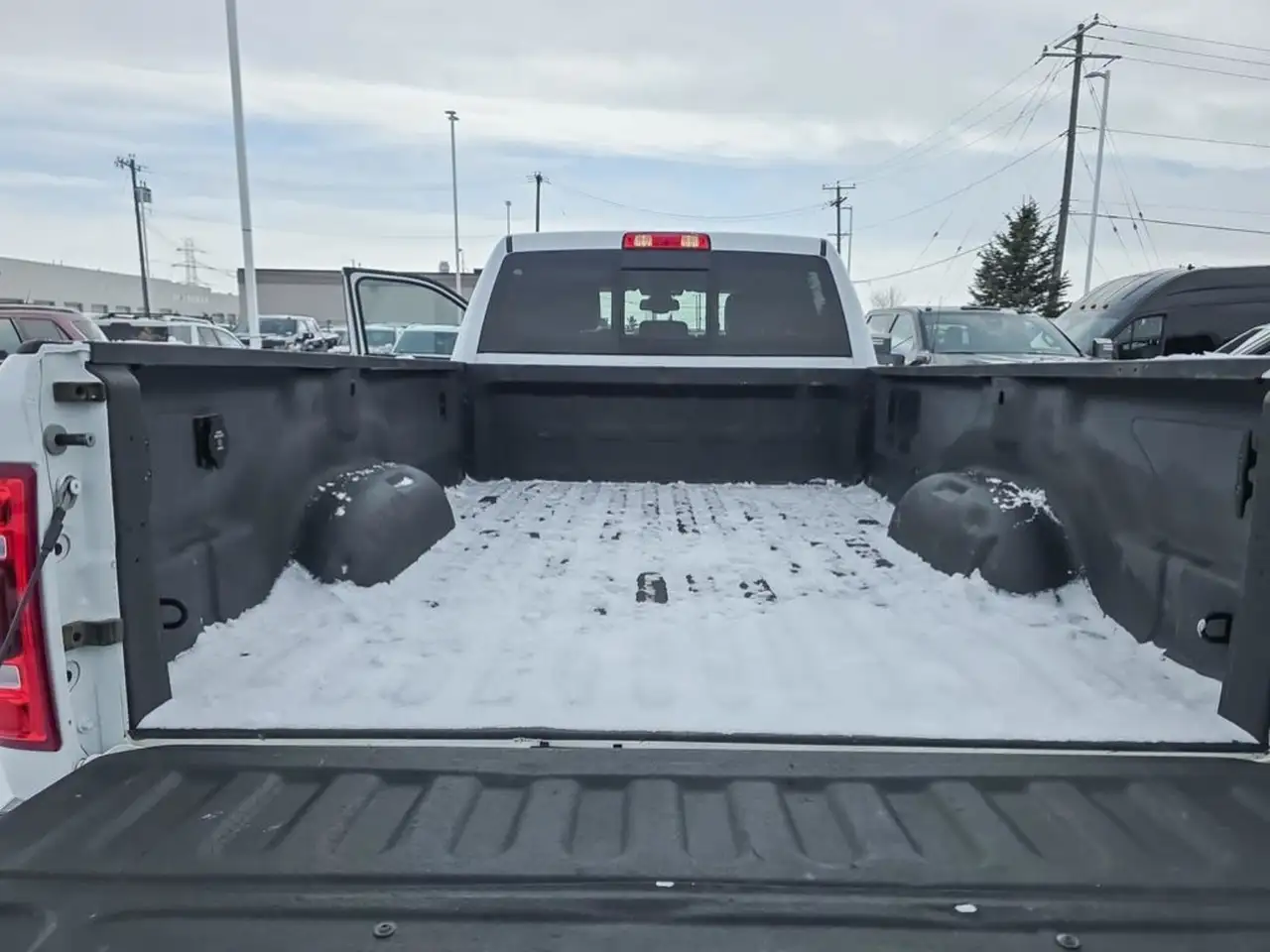 RAM 3500 снимка RAM 3500
