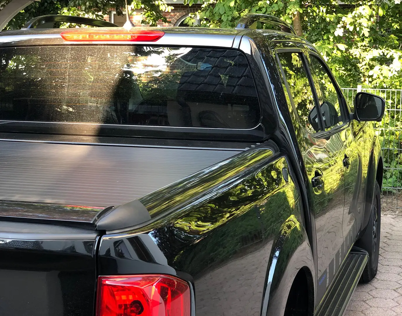 Nissan Navara Navara dCi 4WD DC 4x4 Autm. N-Guard Noir - 2