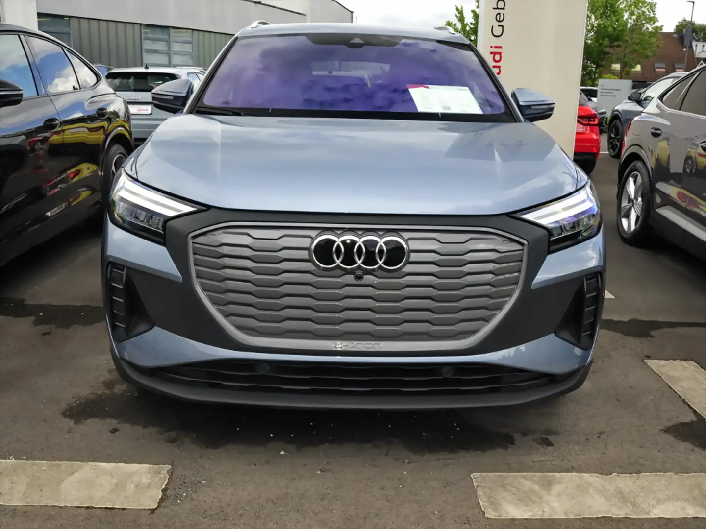 Audi Q4 e-tron 40 Navi LED PDC ACC SHZ Bleu - 2