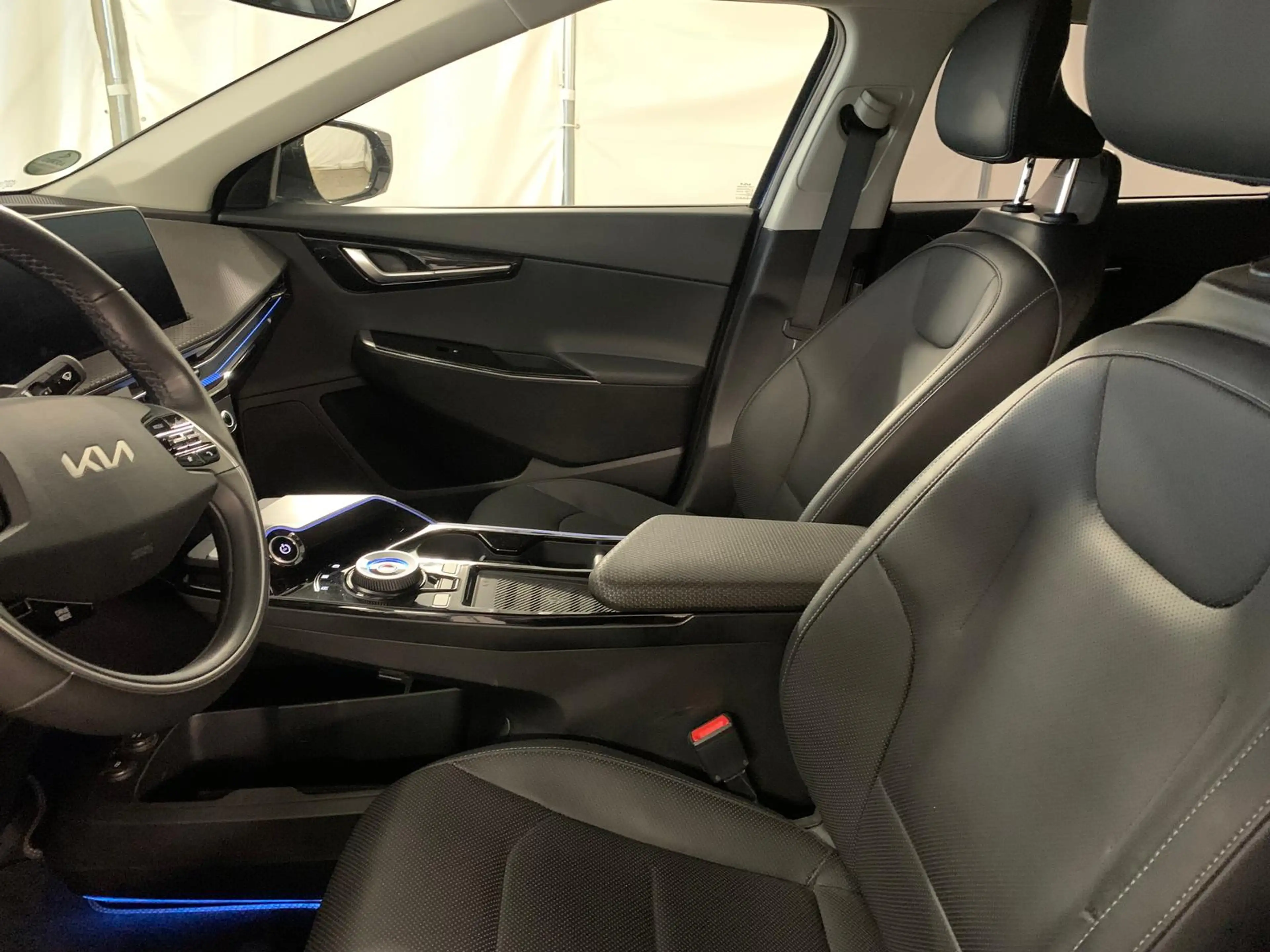 Kia EV6 ACC|HUD|Kamera|WäPumpe|Keyless|Standhzg|19" — photo 9