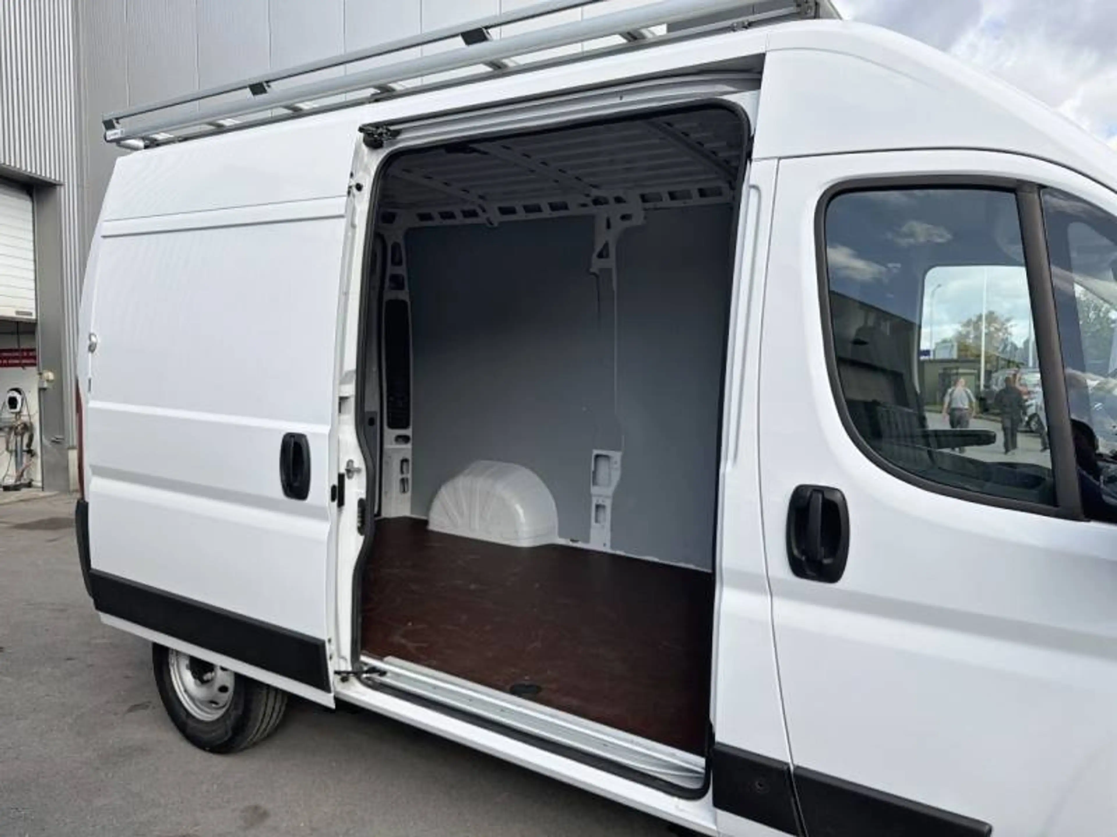 Fiat Ducato 3 2.2 Multijet 140 cv L2H2 35 AT9 - — photo 10