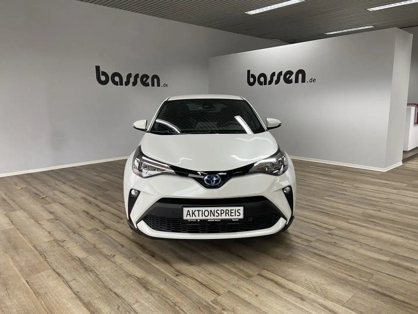 Toyota C-HR 2.0 Hybrid Team Deutschland Weiß - 1