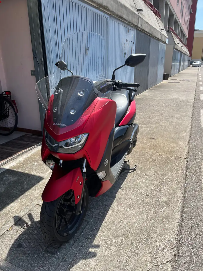 Yamaha NMAX 125 Rouge - 1