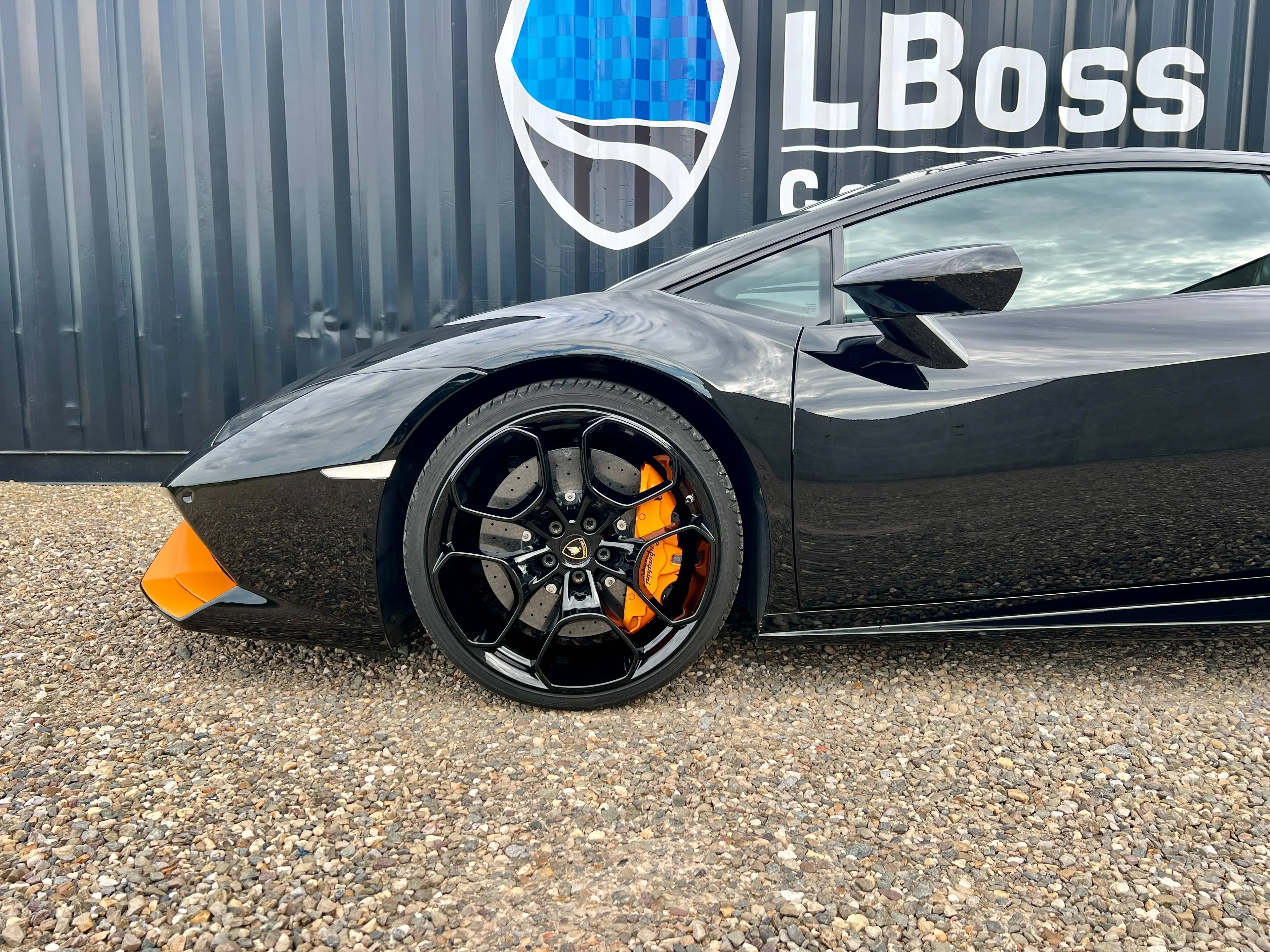 Lamborghini Huracán 5.2i V10 LP610-4 — photo 9