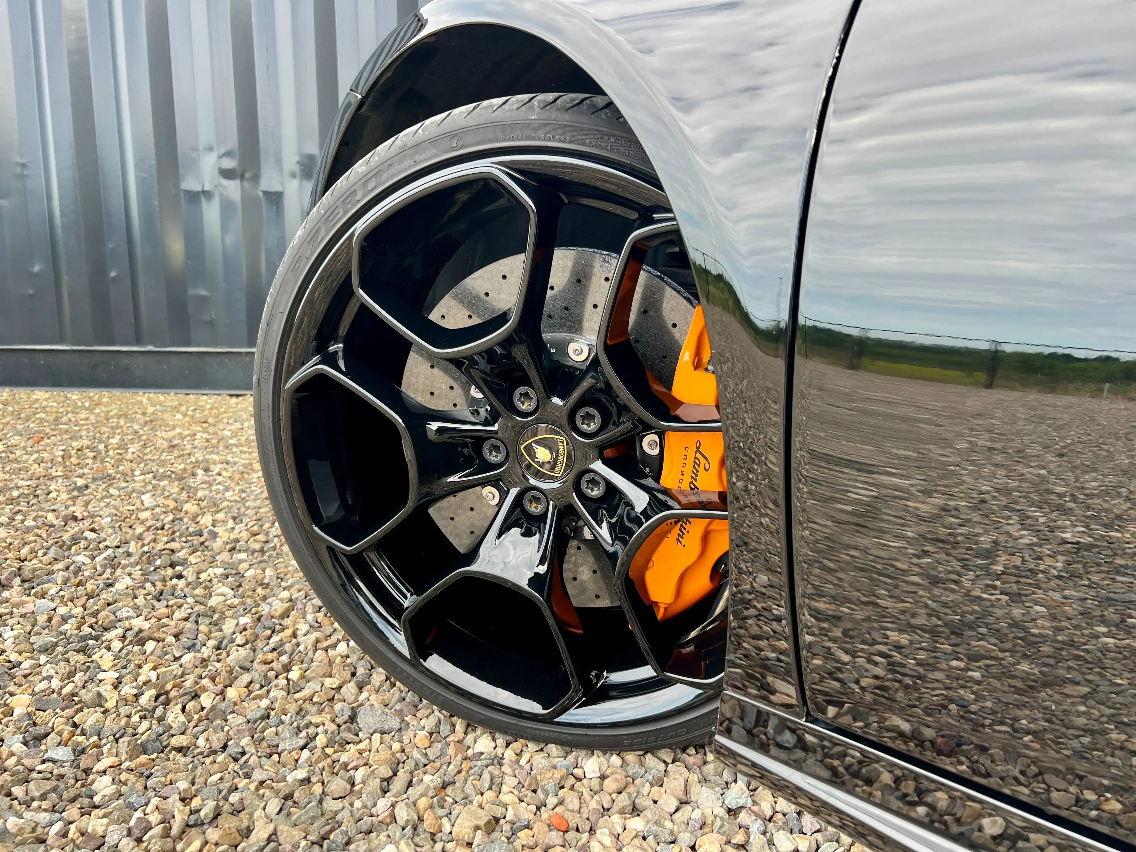 Lamborghini Huracán 5.2i V10 LP610-4 — photo 3