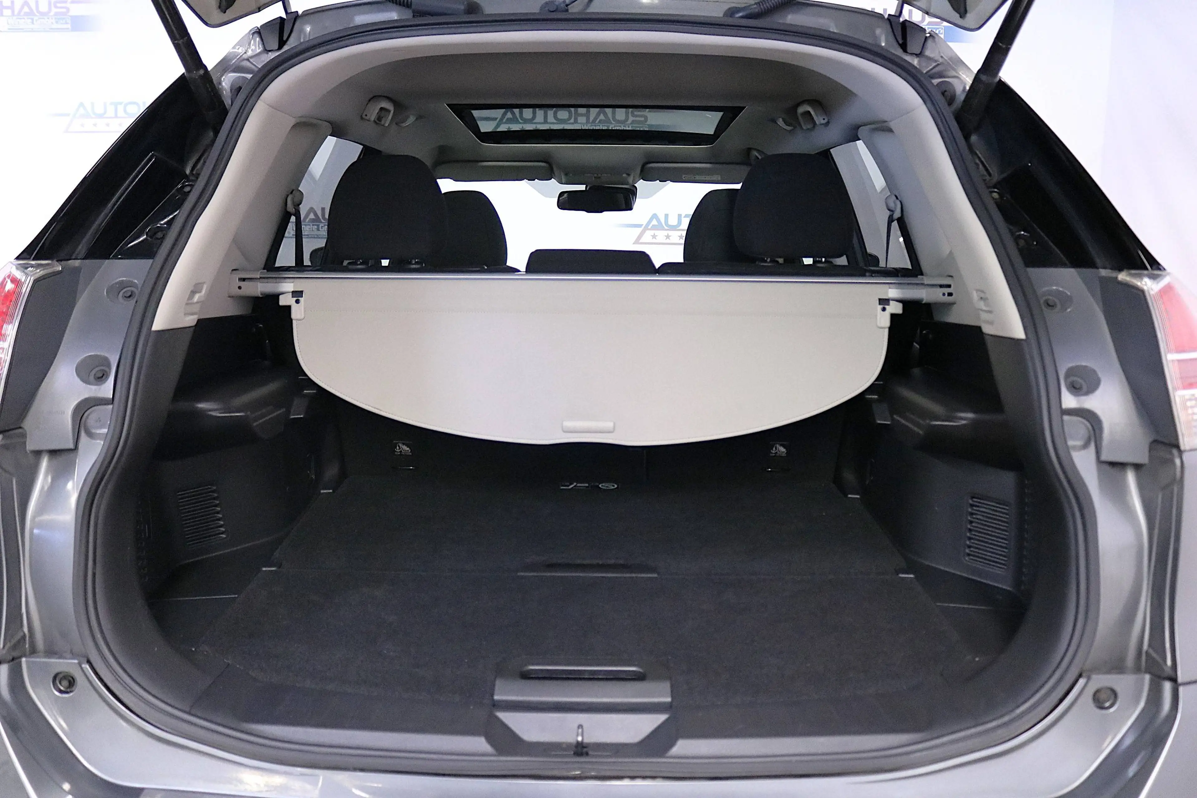 Nissan X-Trail 2.0 N-Vision*2HAND*PANO*SHZ*LED*PDC*360*CAM*KLIMAAUT*u.v.m — photo 9