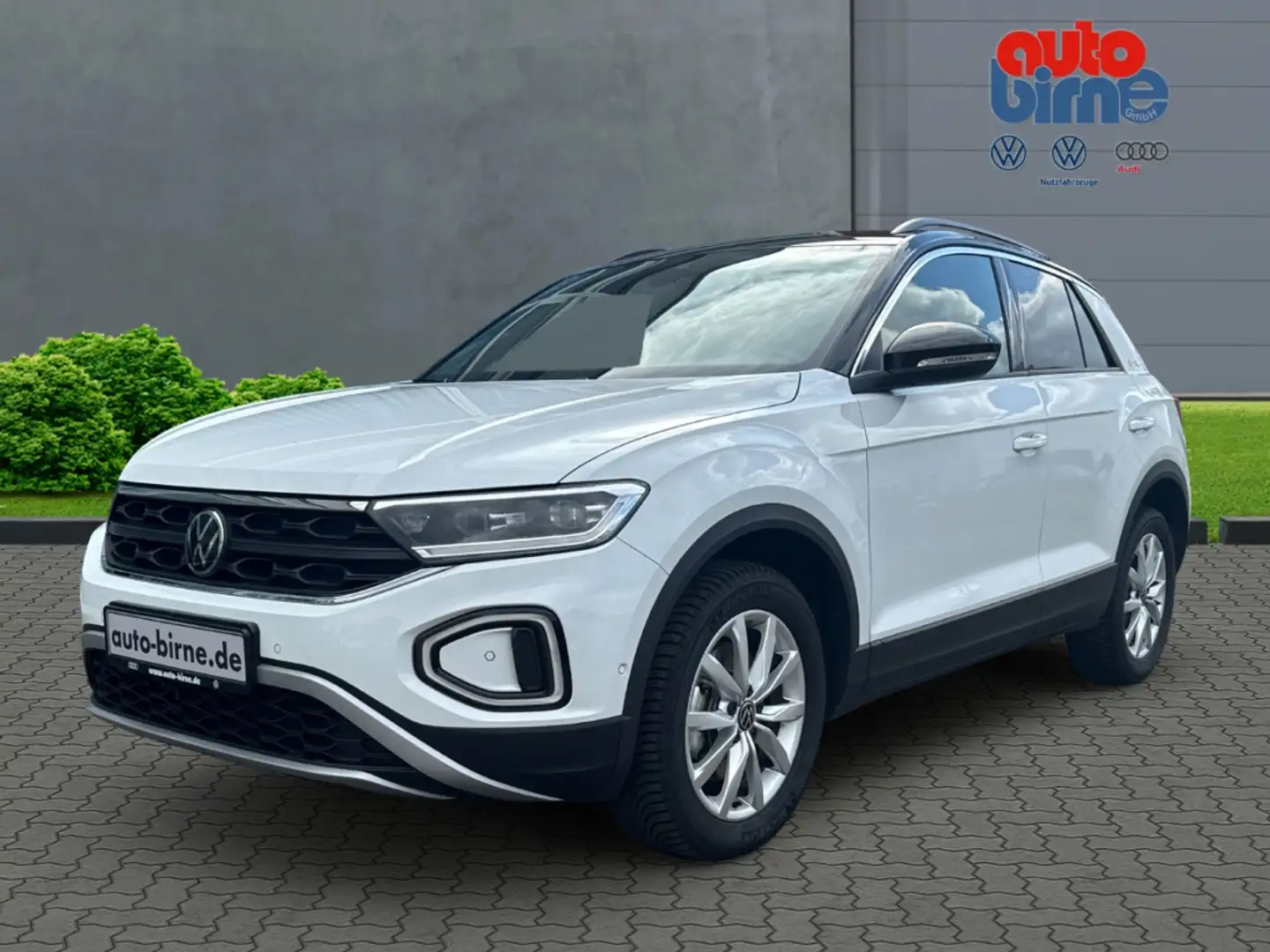 Volkswagen T-Roc 2.0 TDI Goal AHK-abnehmbar Navi LED ACC Apple CarP Weiß - 1