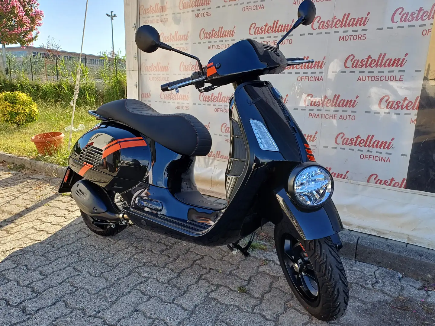 Vespa GTV 300 VESPA GTV 300 HPE KM0 2024 Nero - 1