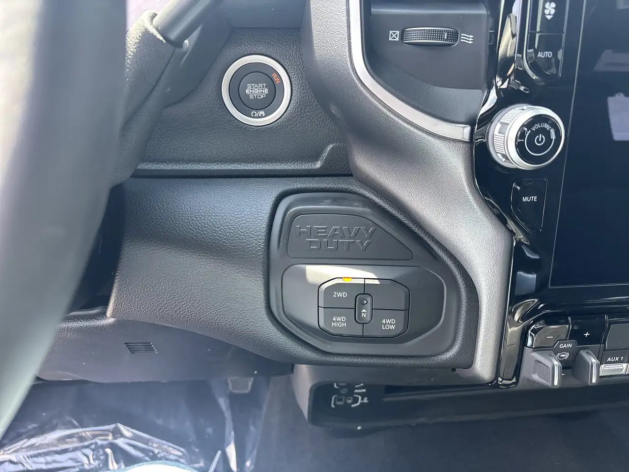 RAM 2500 photo RAM 2500