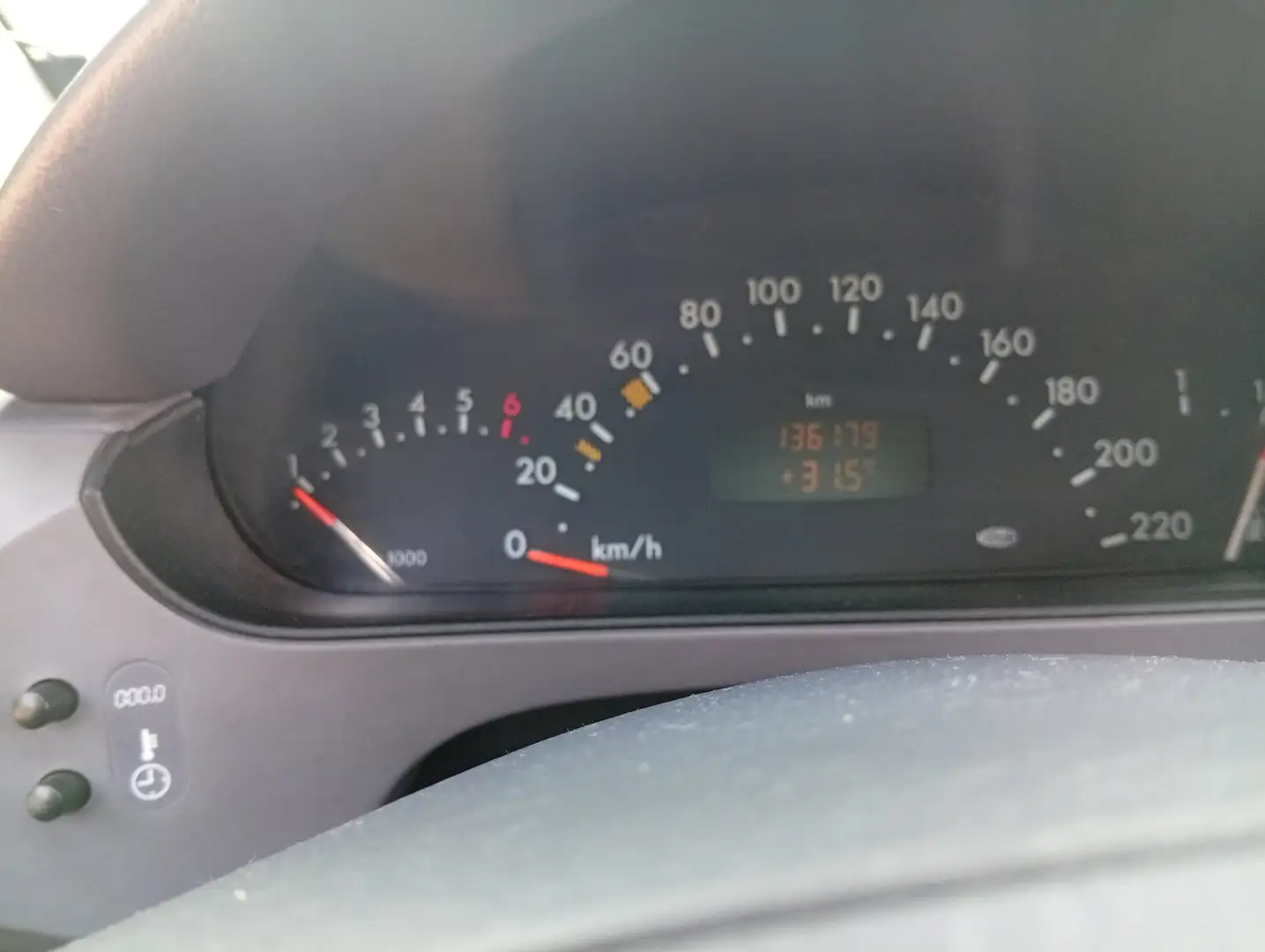 Mercedes-Benz A 140 Classic - 2