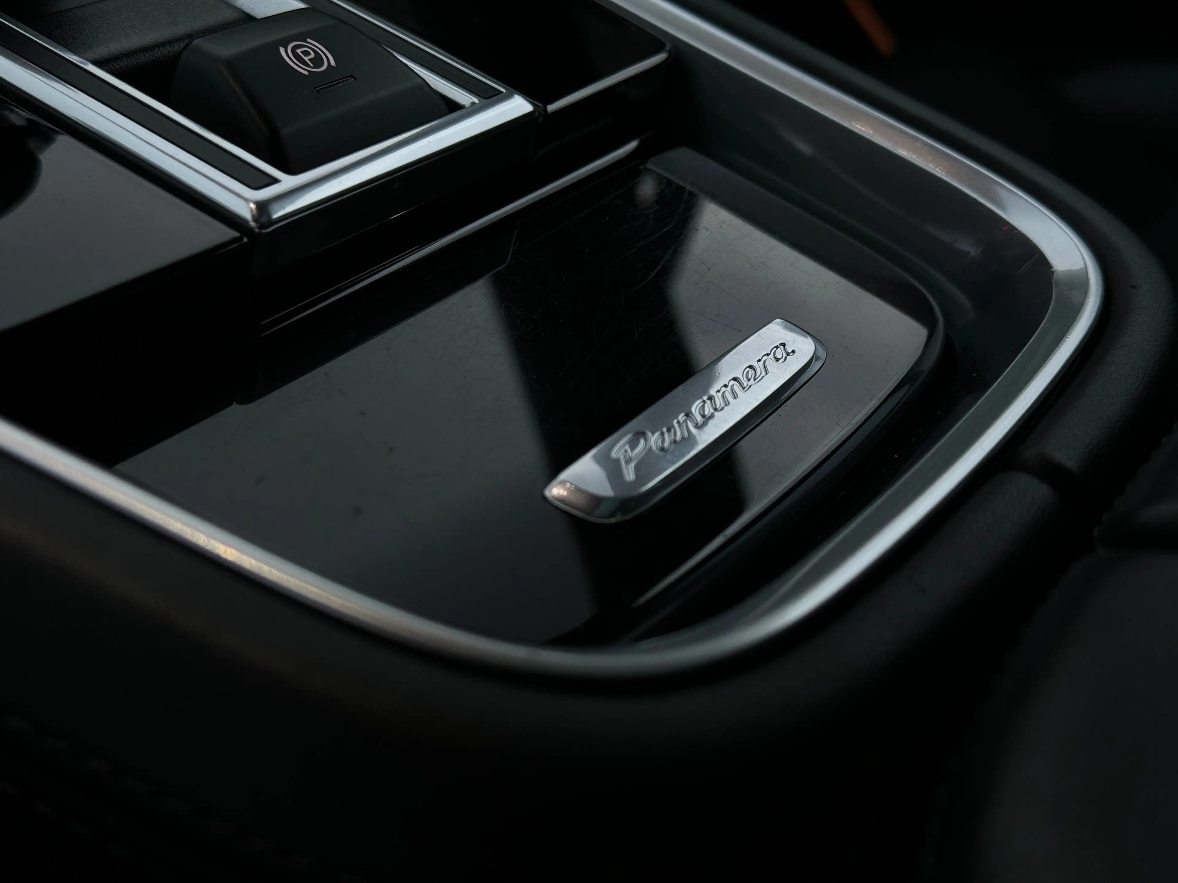 Porsche Panamera 4 e-Hybrid 2.9 V6 Bi-Turbo PHEV PDK (EU6d-TEMP) — photo 18