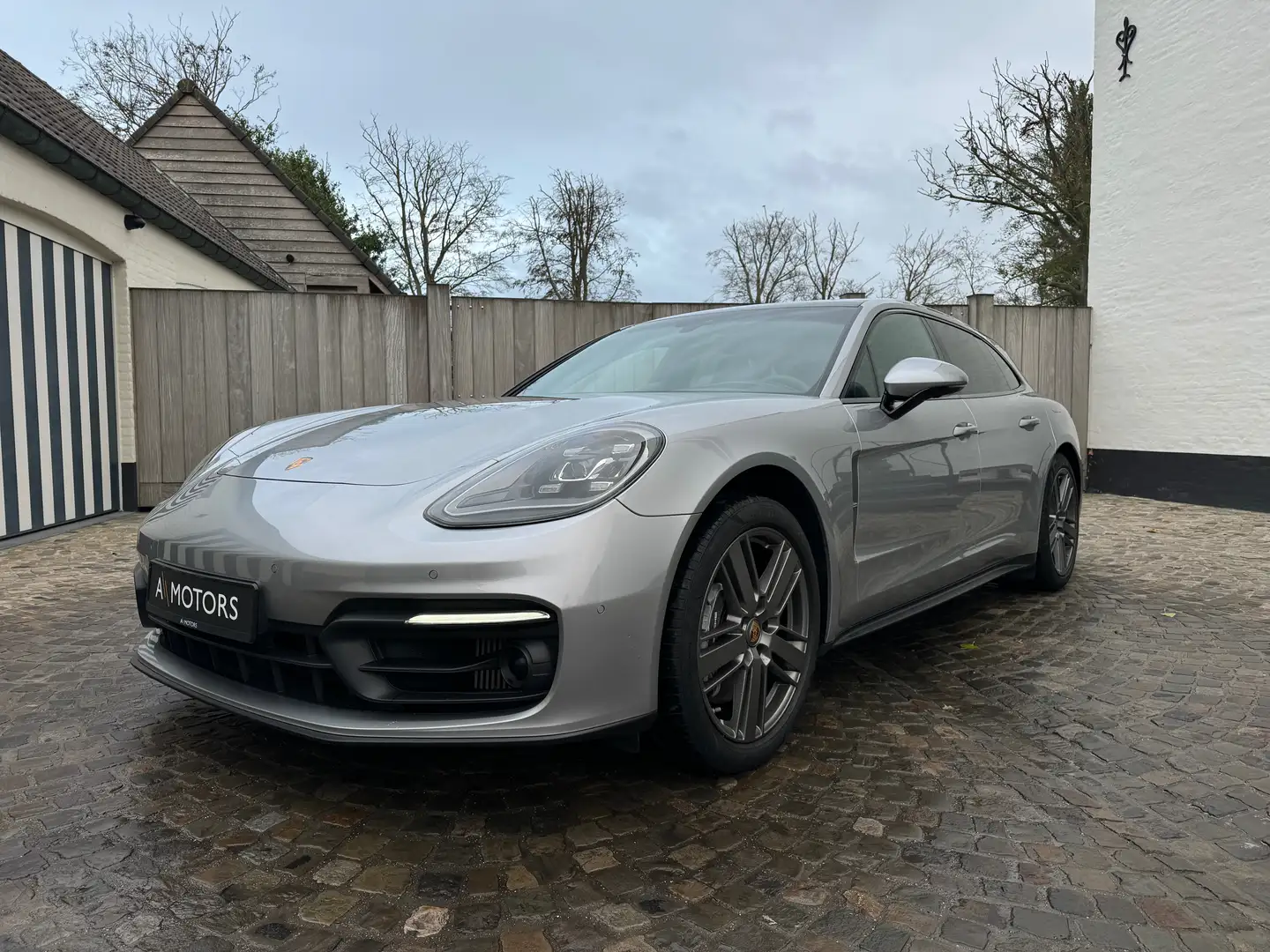 Porsche Panamera 4 e-Hybrid 2.9 V6 Bi-Turbo PHEV PDK - PANO - ACC - SPORT CHRONO - ZETELKOELING Plateado - 1