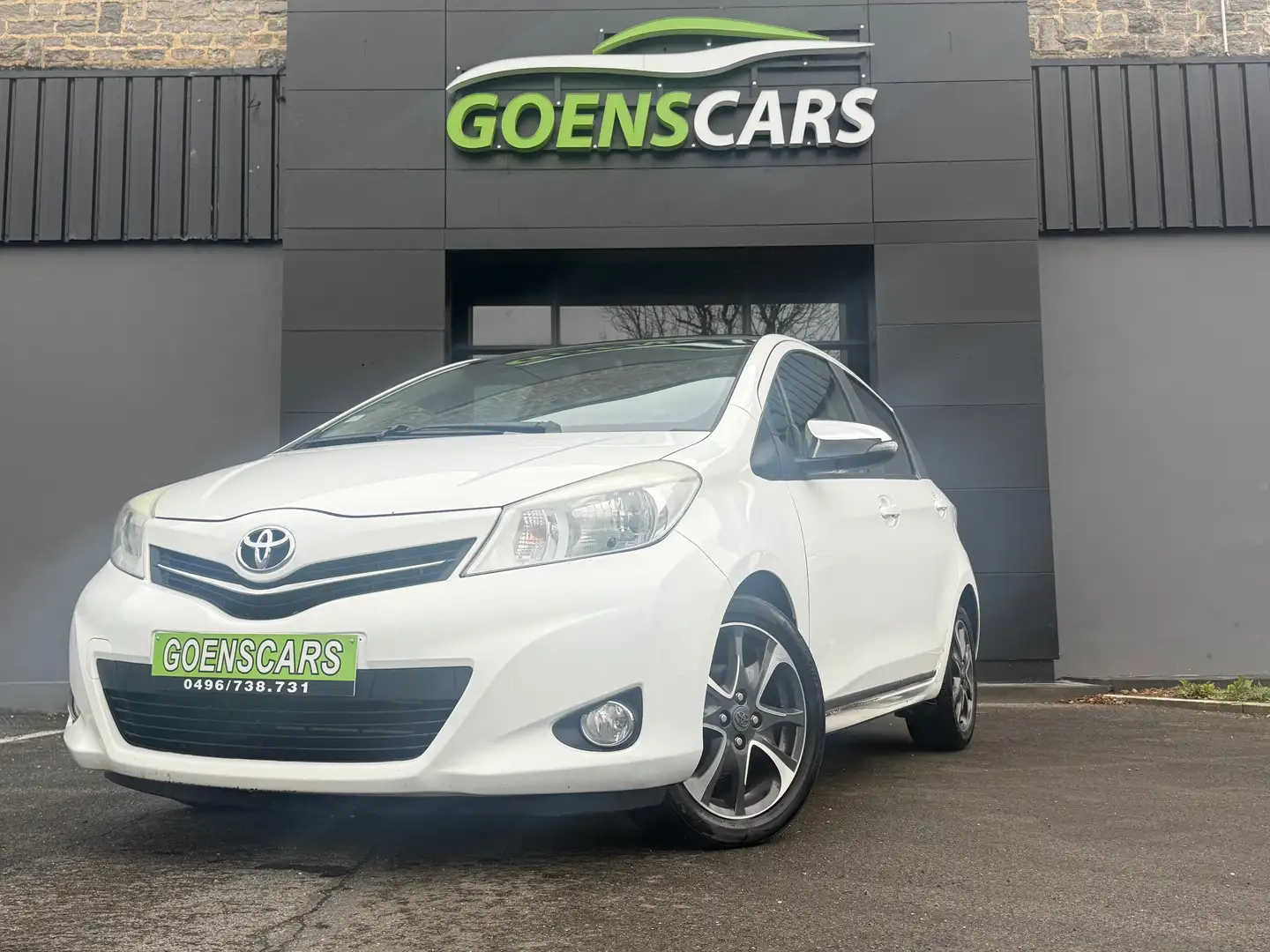 Toyota Yaris Yaris 1.33i VVT-i Design,CAMÉRA,CLIM DIG,GPS Blanco - 1