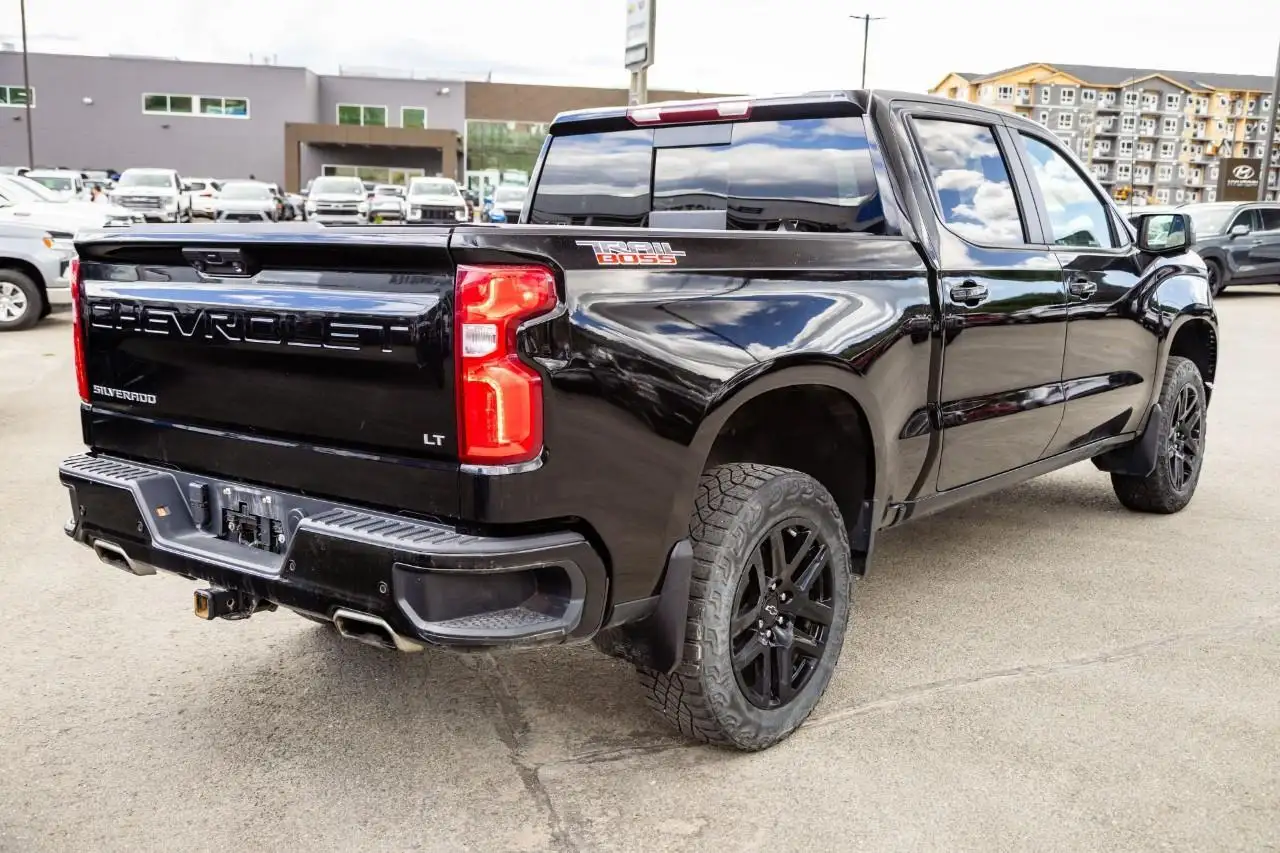 Chevrolet Silverado 1500 снимка Chevrolet Silverado 1500