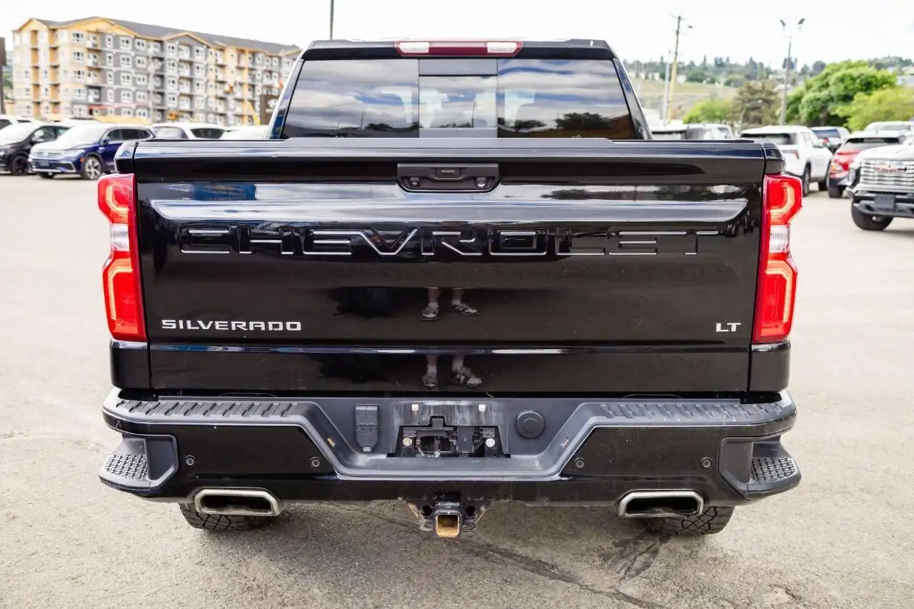 Chevrolet Silverado 1500 снимка Chevrolet Silverado 1500