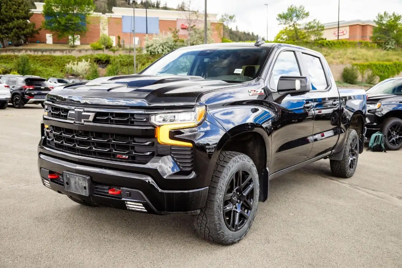 Chevrolet Silverado 1500 снимка Chevrolet Silverado 1500