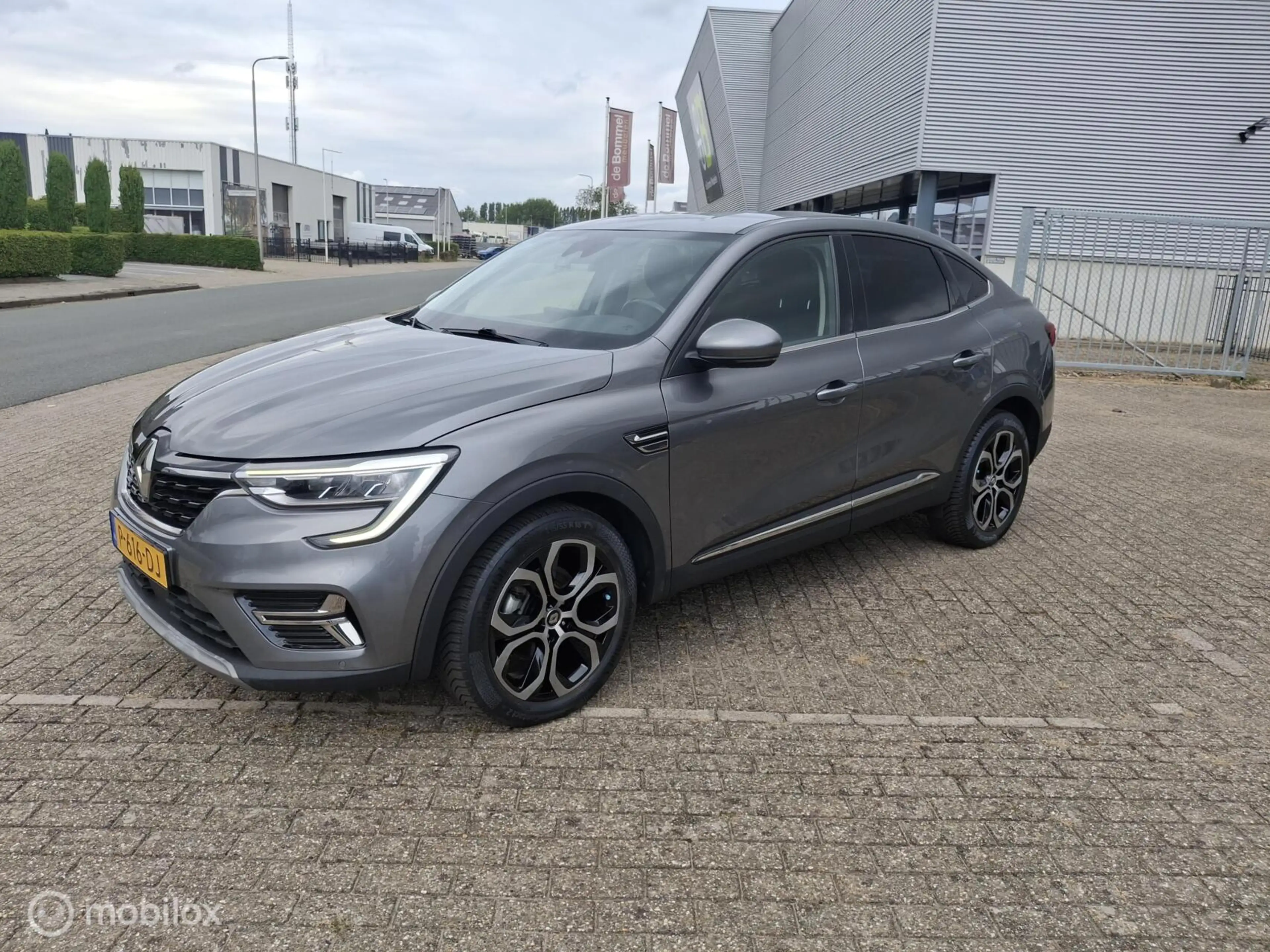Renault Arkana 1.6 E-Tech Hybrid 145 Intens — photo 6