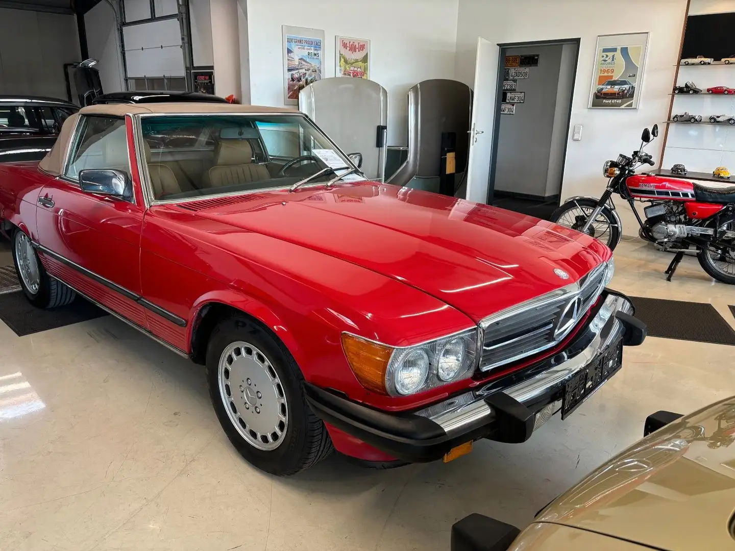 Mercedes-Benz SL 560 560 SL Roadster Roşu - 2