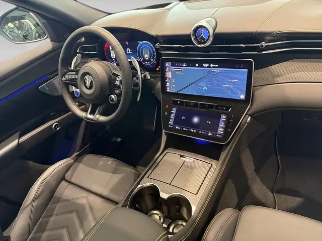 Maserati Grecale view 7