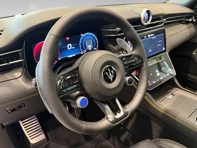 Maserati Grecale view 8