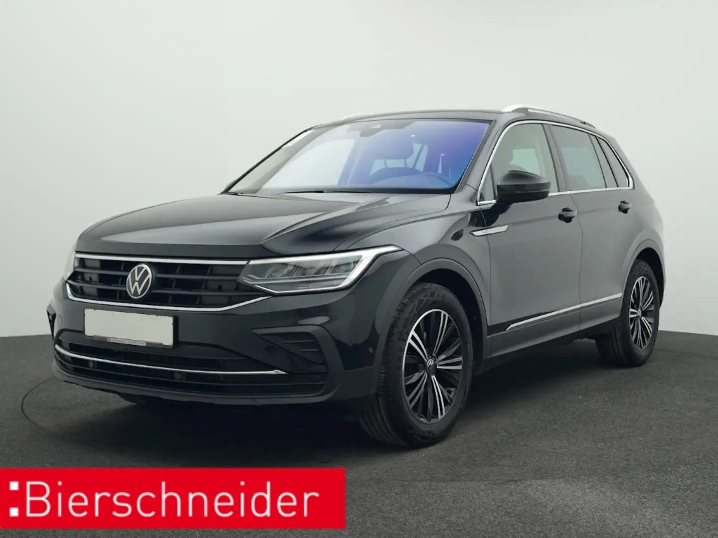 Volkswagen Tiguan 2.0 TDI Life PANO eHECK ERGO KAMERA ACC Schwarz - 1