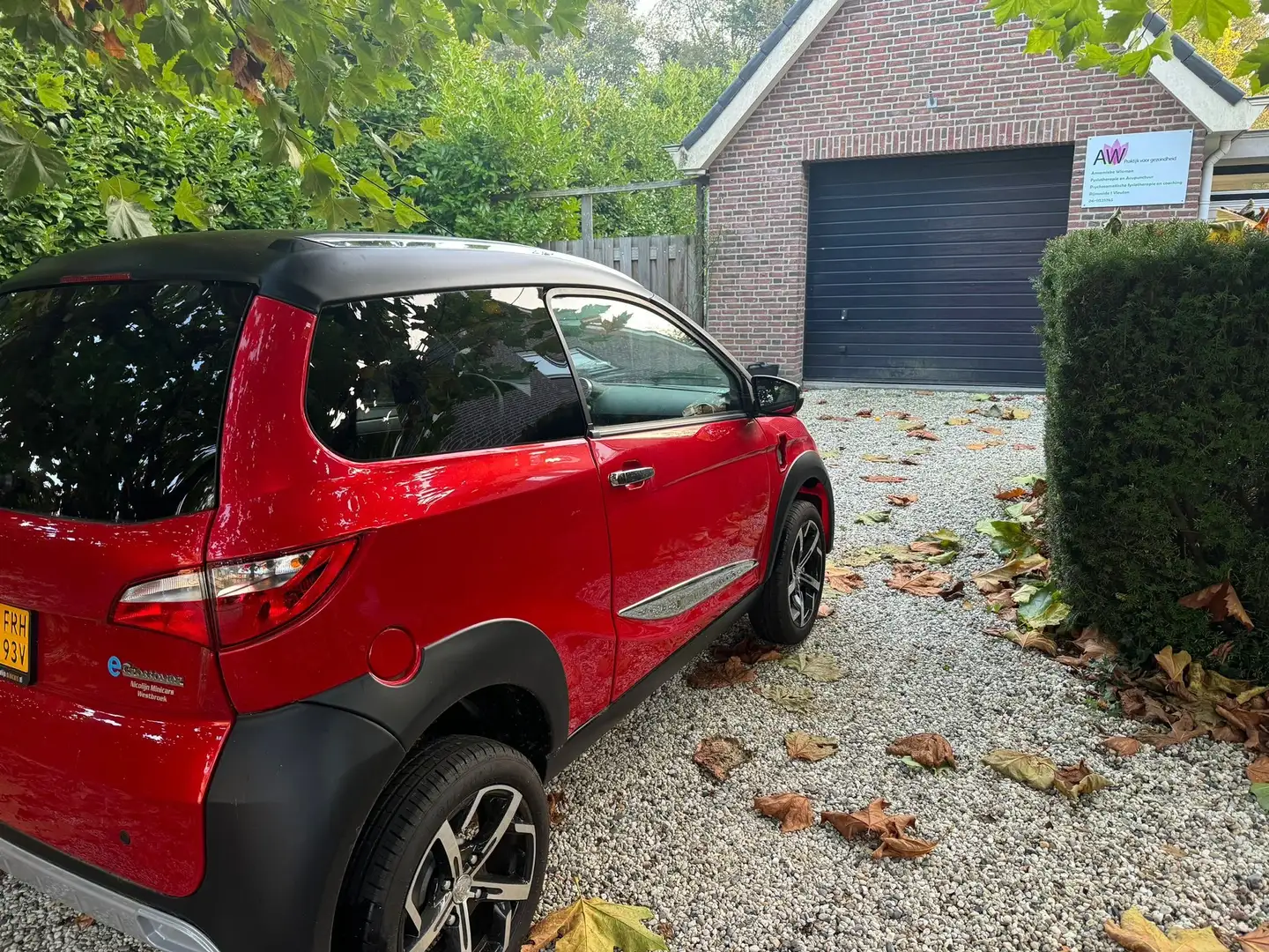 Aixam Crossover e-Crossover Premium Nieuwstaat Roşu - 1