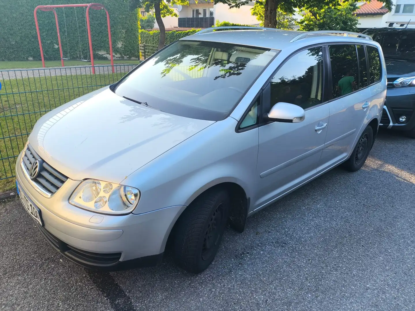 Volkswagen Touran Touran Diesel 1.9 TDI Trendline Silber - 1