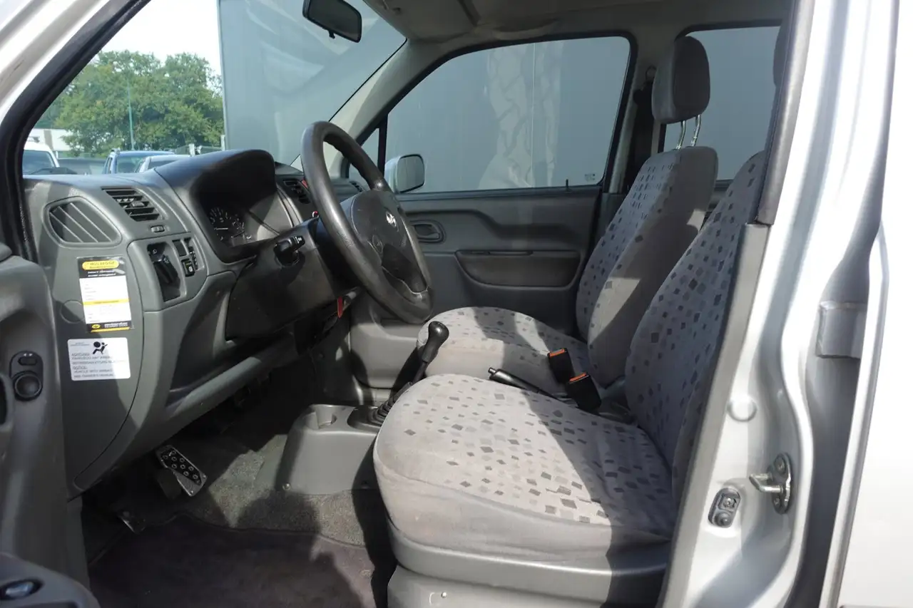Opel Agila 1.2-16V Comfort, foto 5