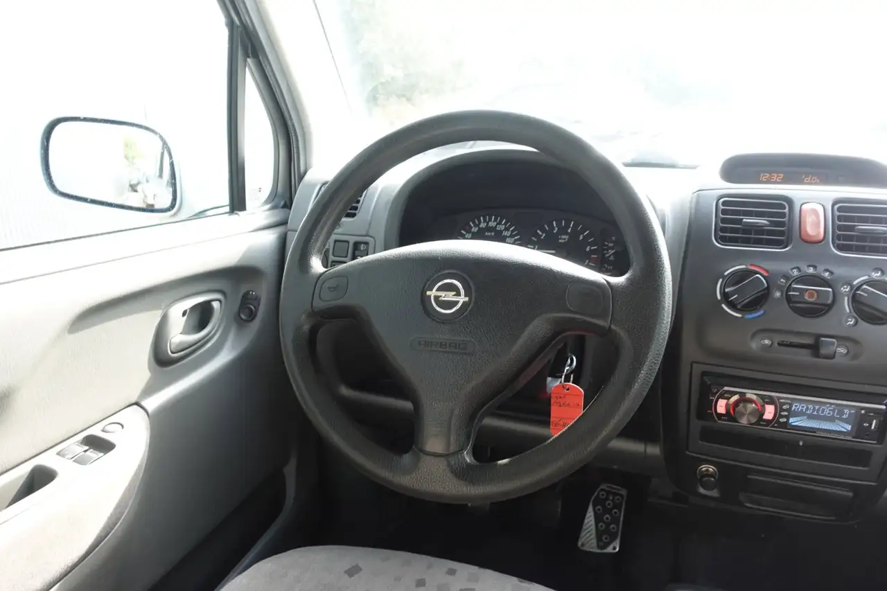 Opel Agila 1.2-16V Comfort, foto 10