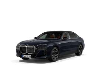 M760e xDrive | EXEC LOUNGE | B&W | TOWB |