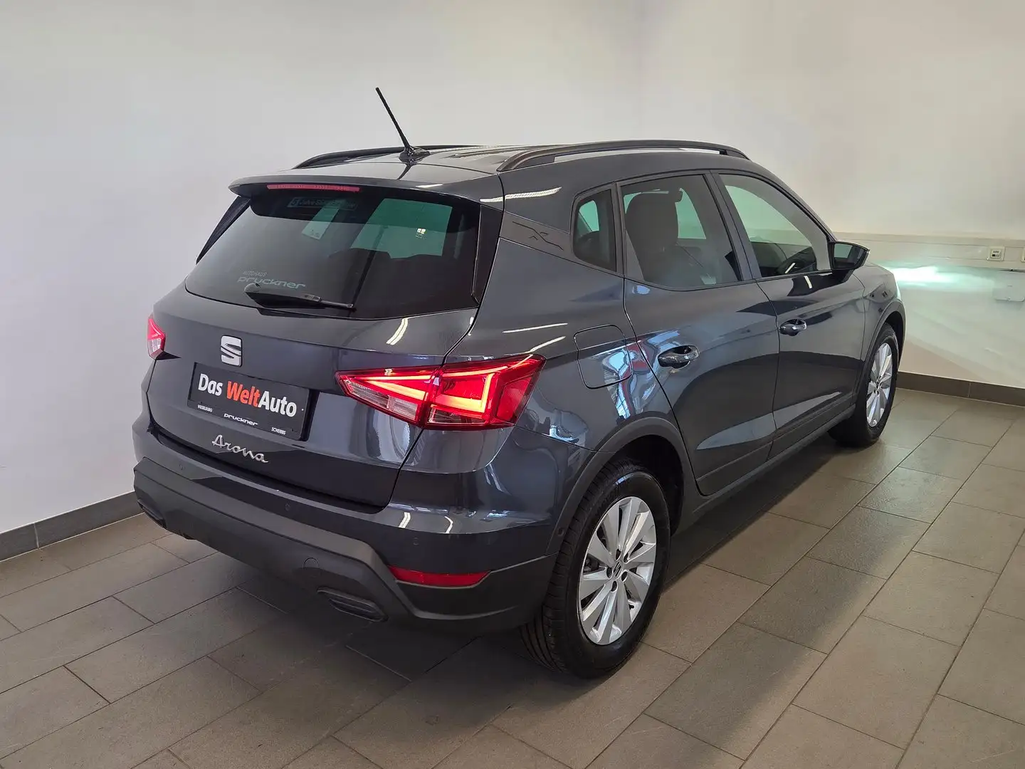 SEAT Arona Style Edition 1.0 TSI DSG Grau - 2
