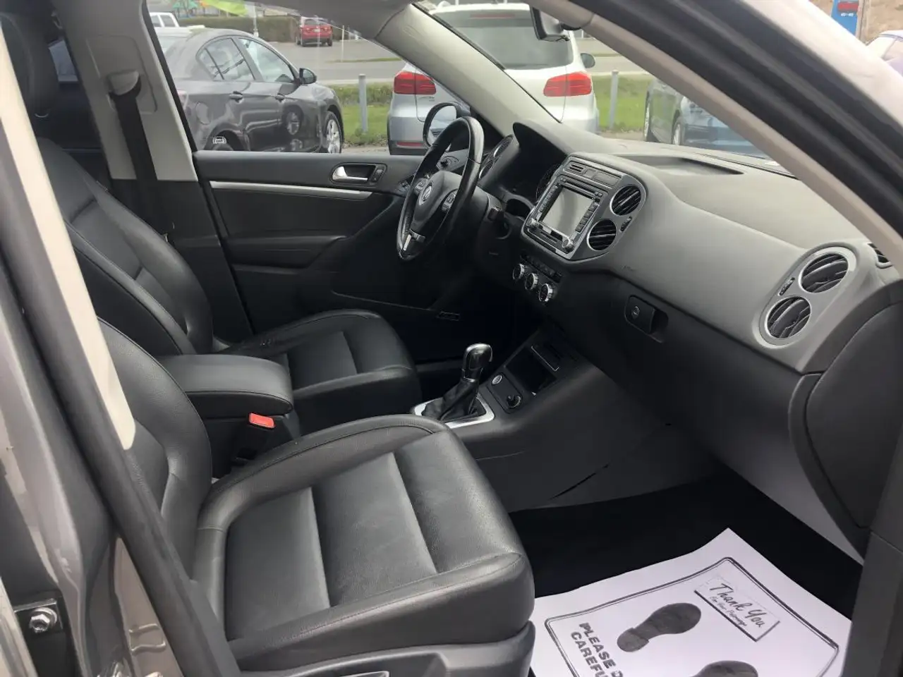 Volkswagen Tiguan снимка Volkswagen Tiguan
