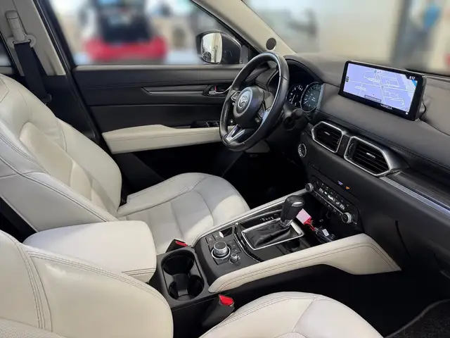Mazda CX-5 view 13
