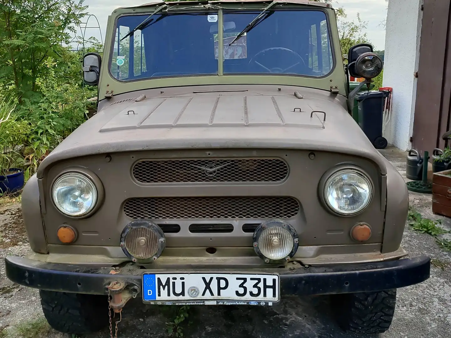 UAZ 469 Grün - 1