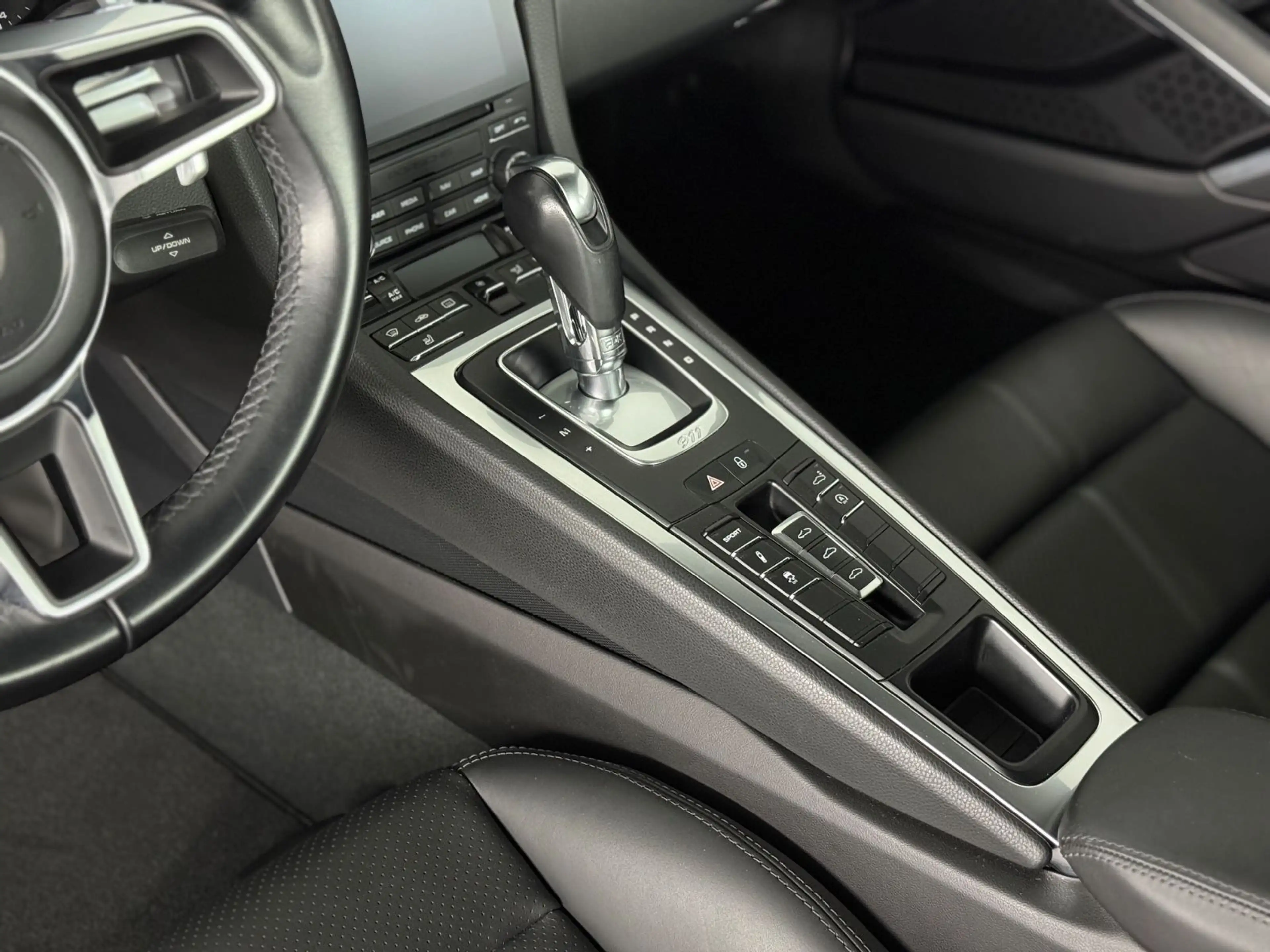 Porsche 991 .2 Carrera Bi-Xenon 20' Sportsitze+ SSD — photo 13