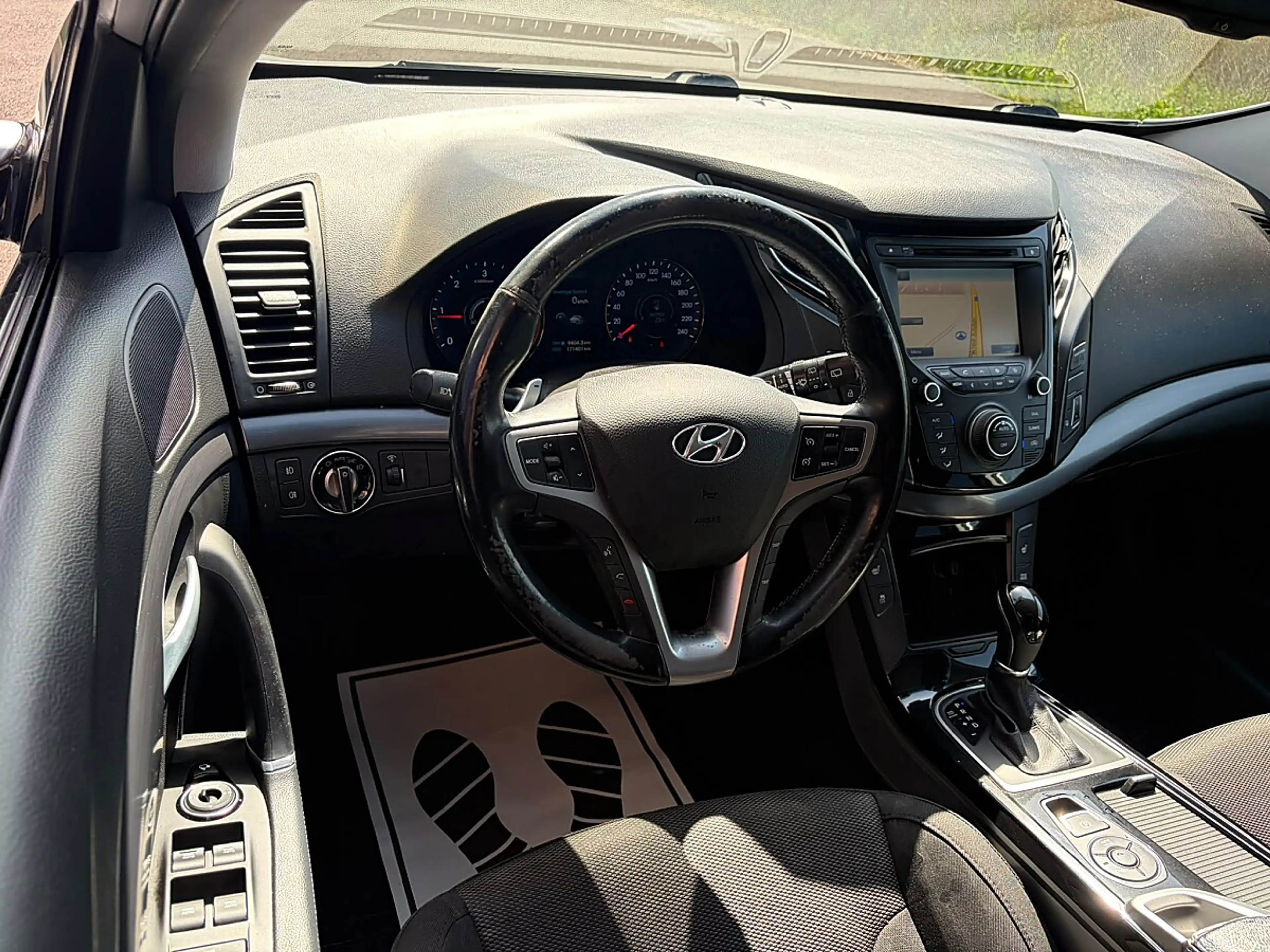 Hyundai i40 Business 1,7 CRDi Aut. — photo 8