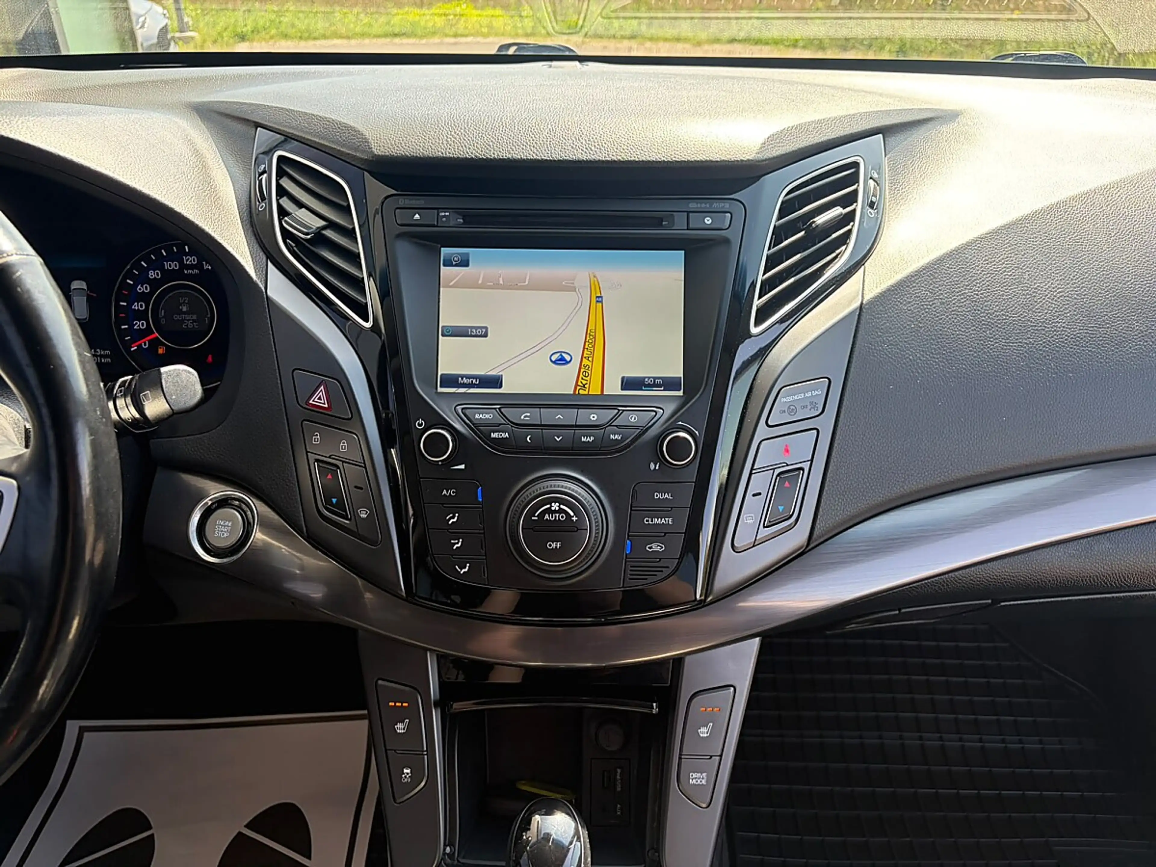 Hyundai i40 Business 1,7 CRDi Aut. — photo 10