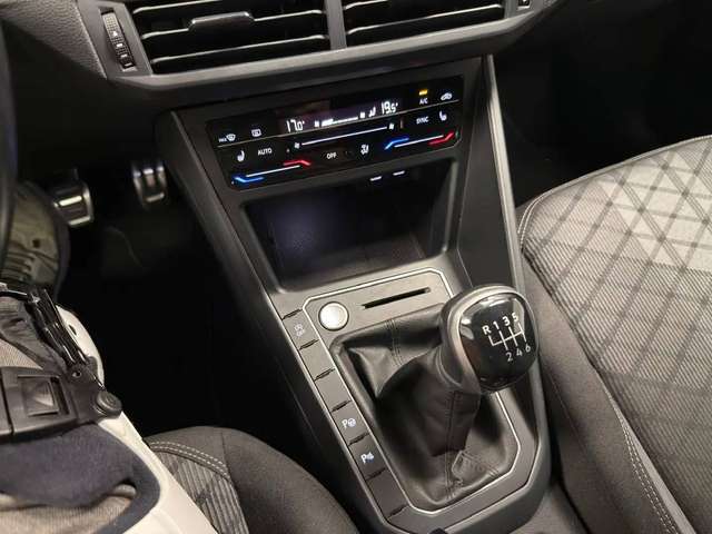 Volkswagen Taigo — photo 18