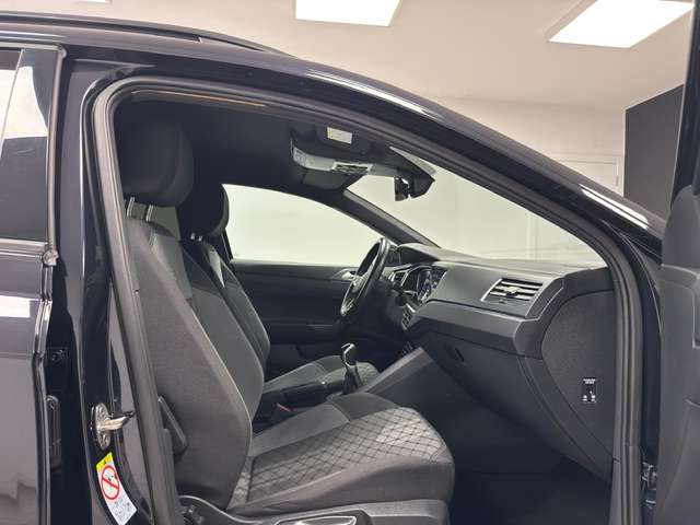 Volkswagen Taigo — photo 12