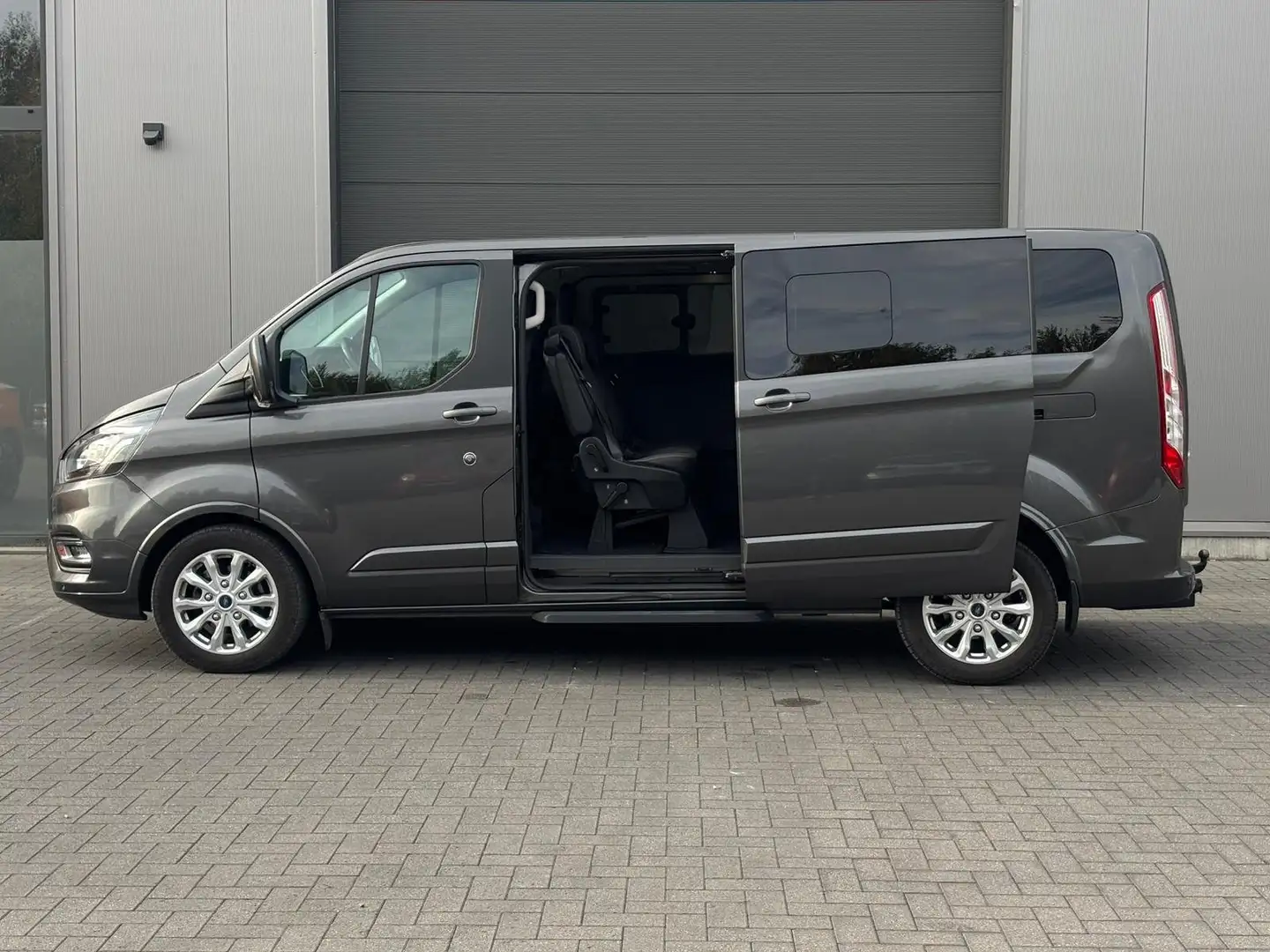 Ford Tourneo Custom 8-zit/navigatie/cruise controle/camera Grijs - 2