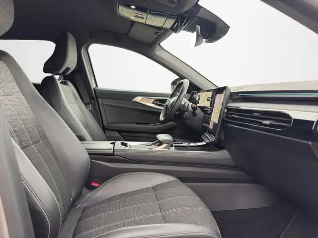 Renault Austral view 15