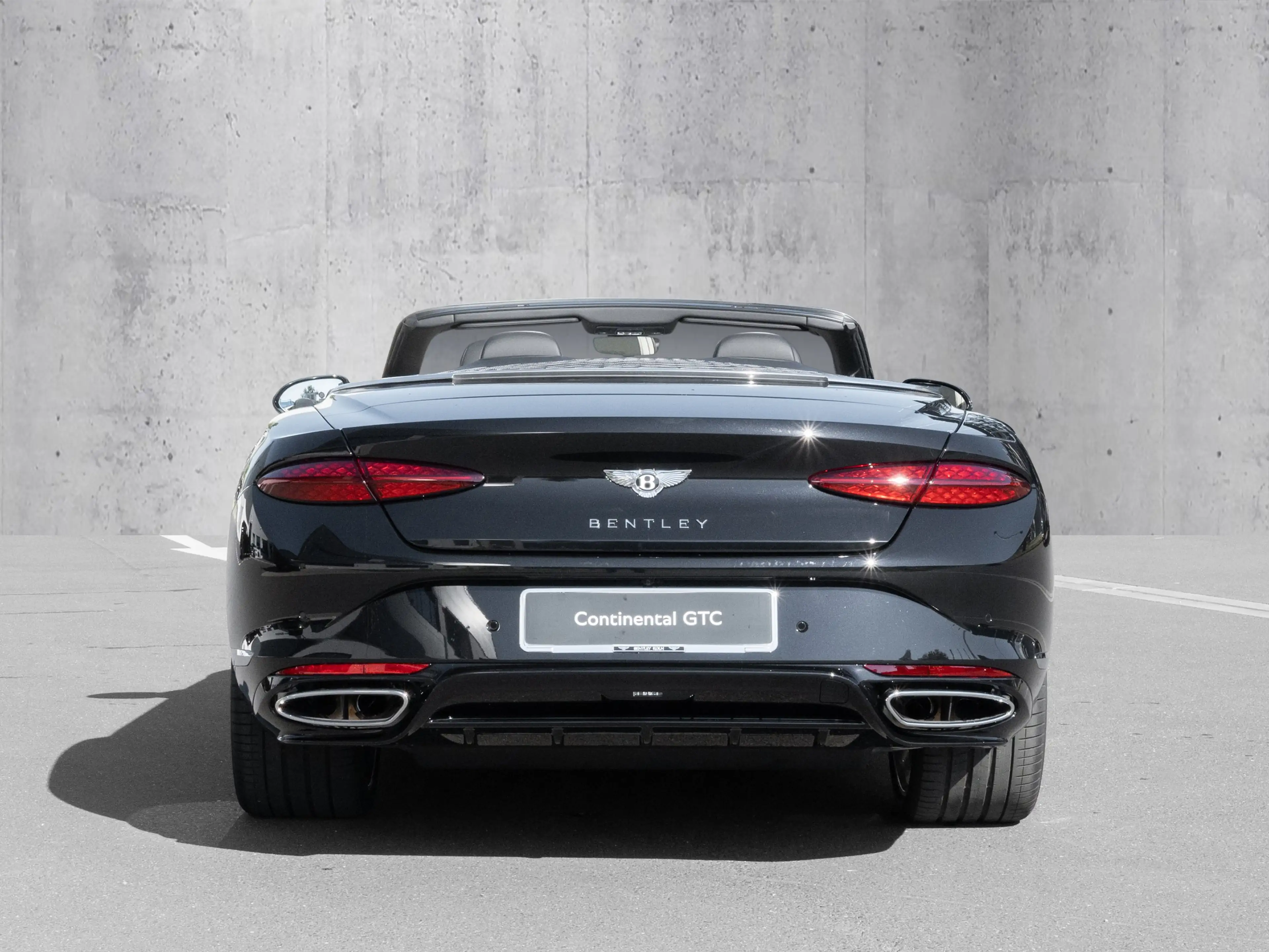 Bentley Continental GTC Mulliner Naim, Mulliner Bespoke Interior — photo 5