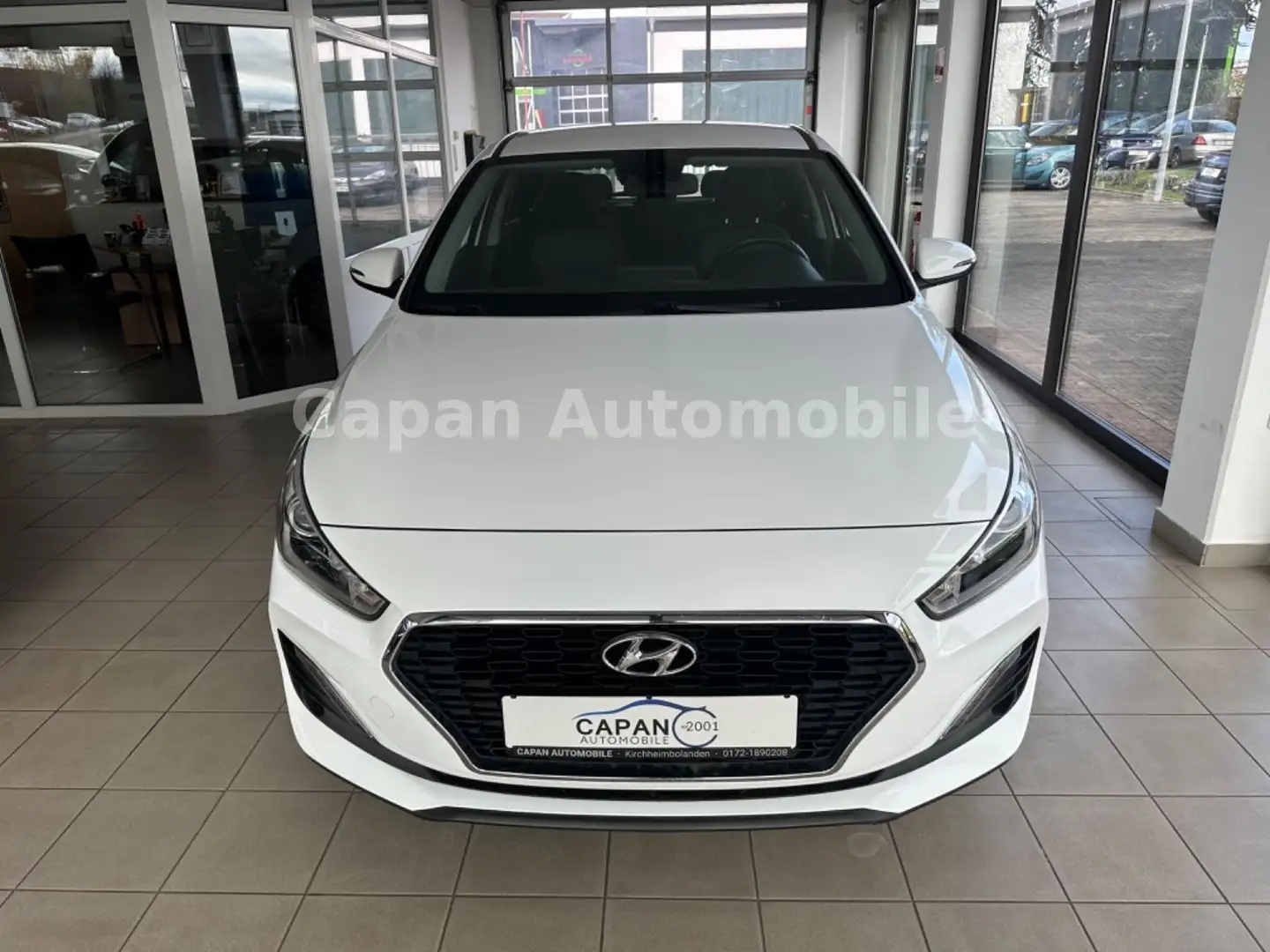 Hyundai i30 YES! Navi/Scheckheft/Tempomat/Kamera/EURO6 Weiß - 2