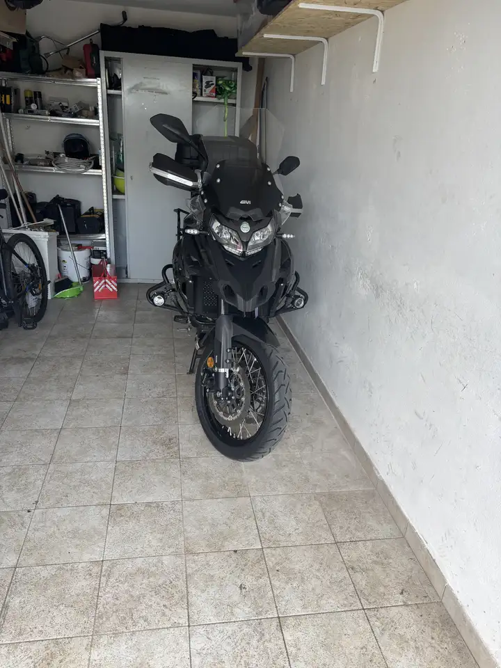 Benelli TRK 502