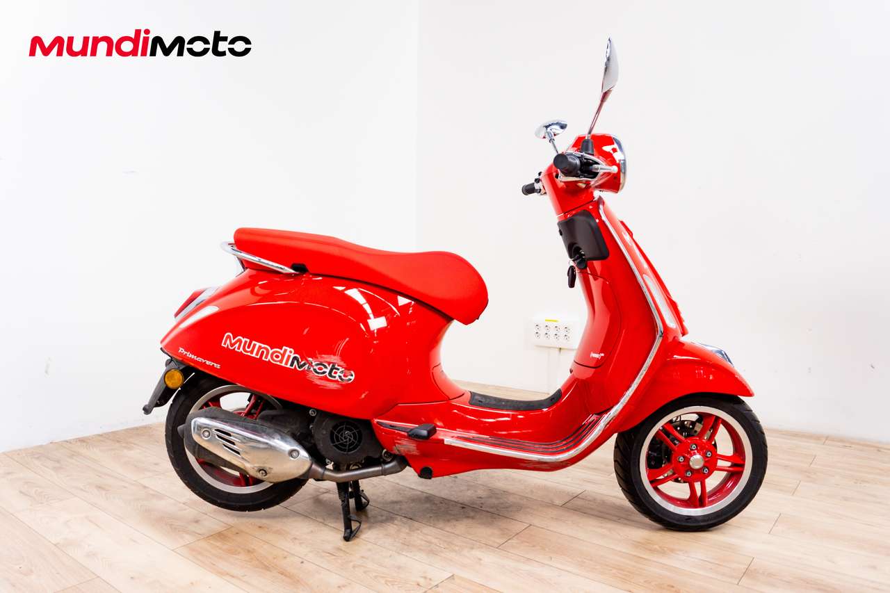 Vespa Primavera 125