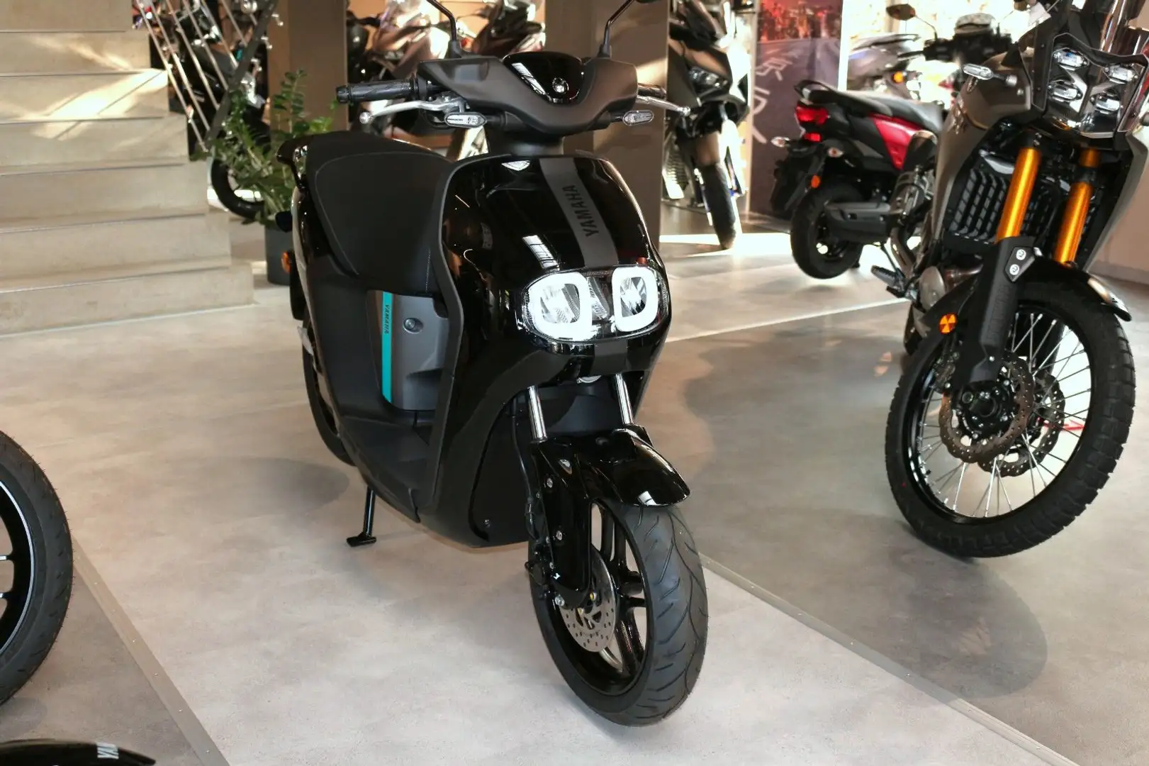 Yamaha Neo`s Electro Dual Battery Schwarz - 2