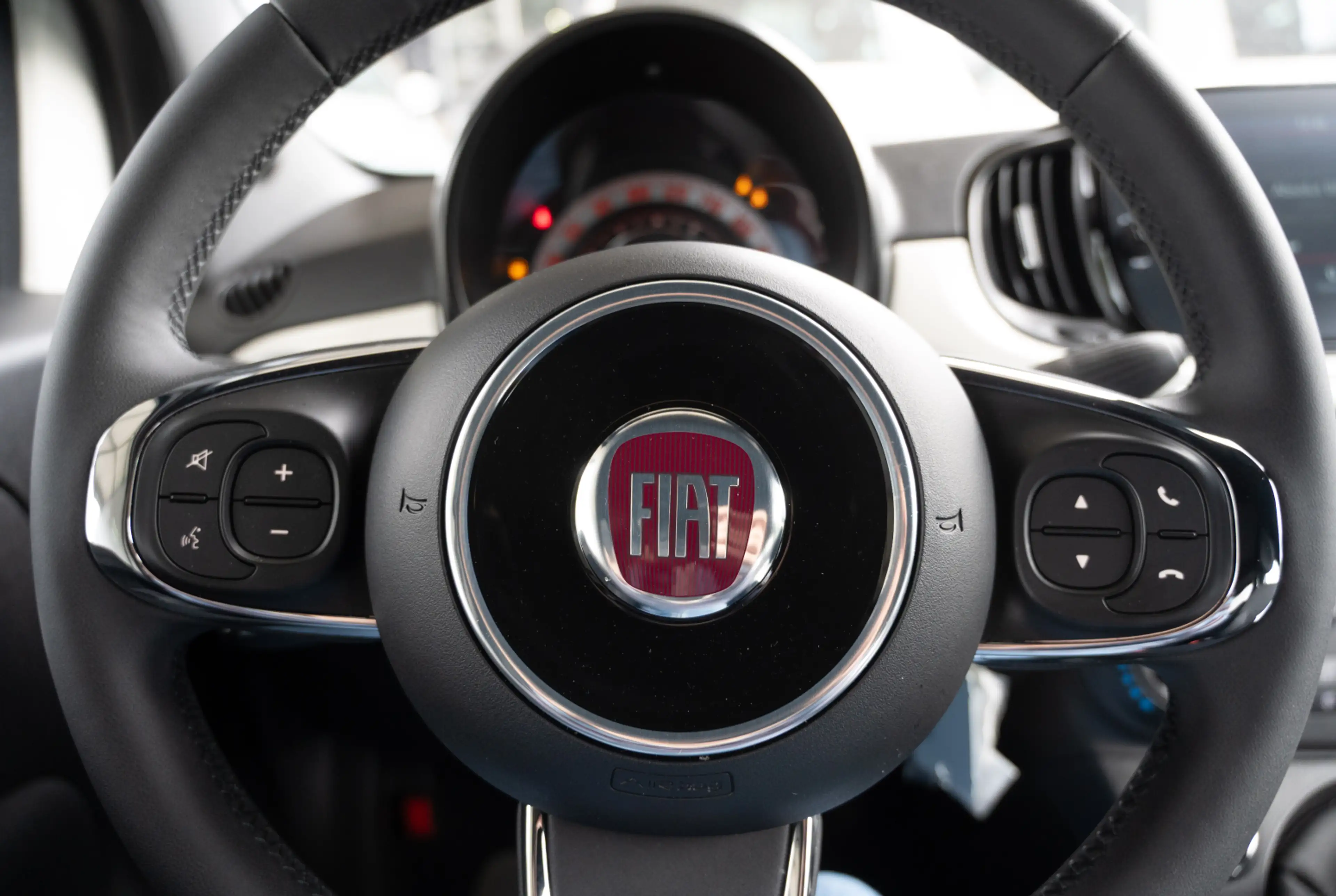 Fiat 500 1.0 Hybrid 70 *DAB-PLUS*KLIMA*CARPLAY*TEMPOMAT* — photo 14