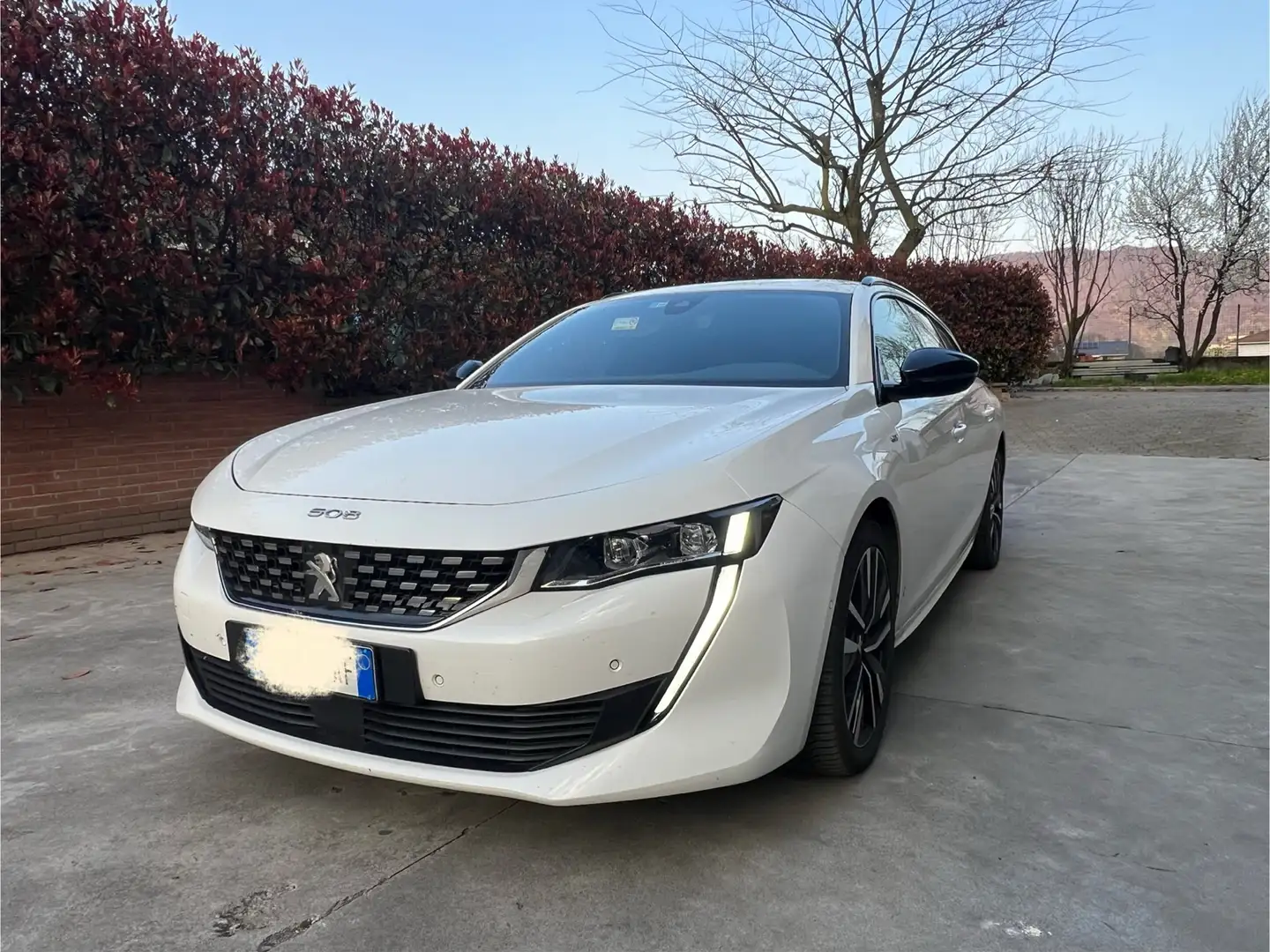 Peugeot 508 SW BlueHDi 130 EAT8 GT - 1