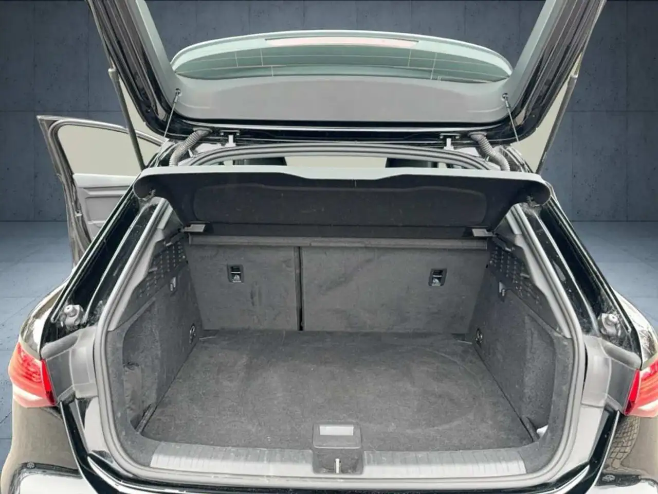 Audi A3 35 TFSI Business Advanced S TRONIC 11